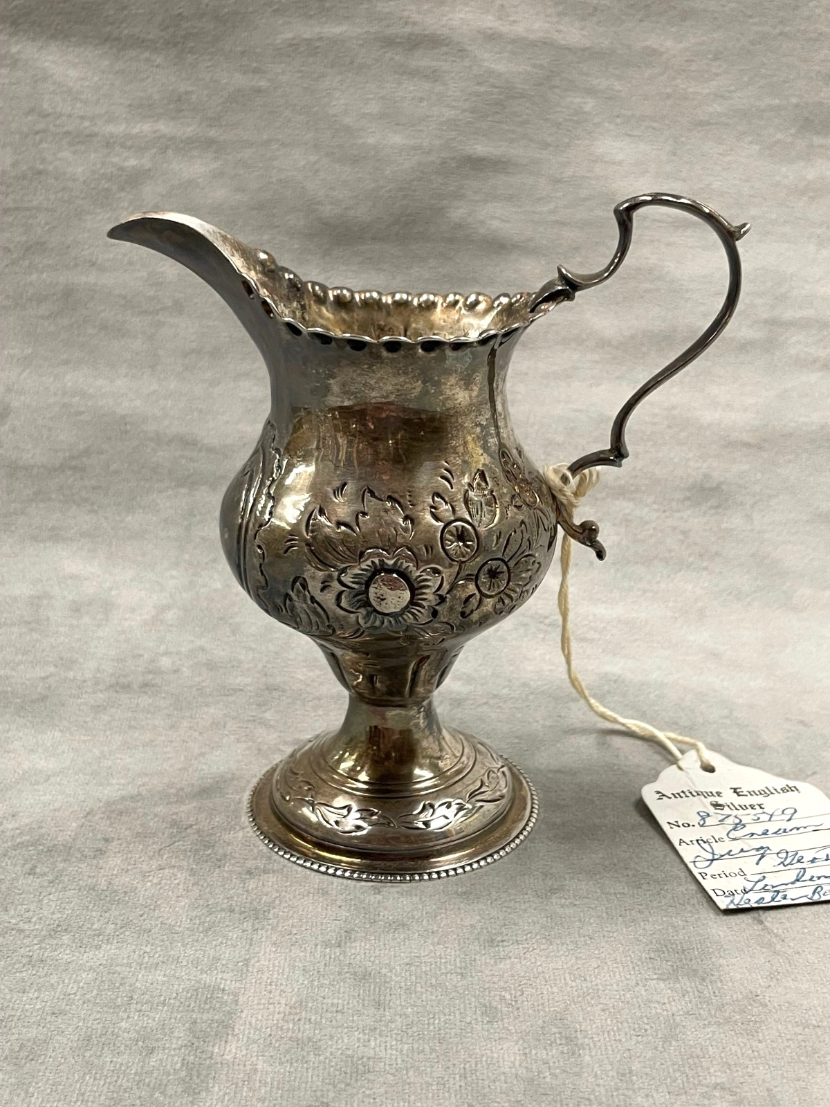 HESTER BATEMAN 1776 ANTIQUE GEORGIAN ENGLISH STERLING SILVER CREAMER HESTER BATEMAN 1776 ANTIQUE GEORGIAN ENGLISH STERLING SILVER CREAMER