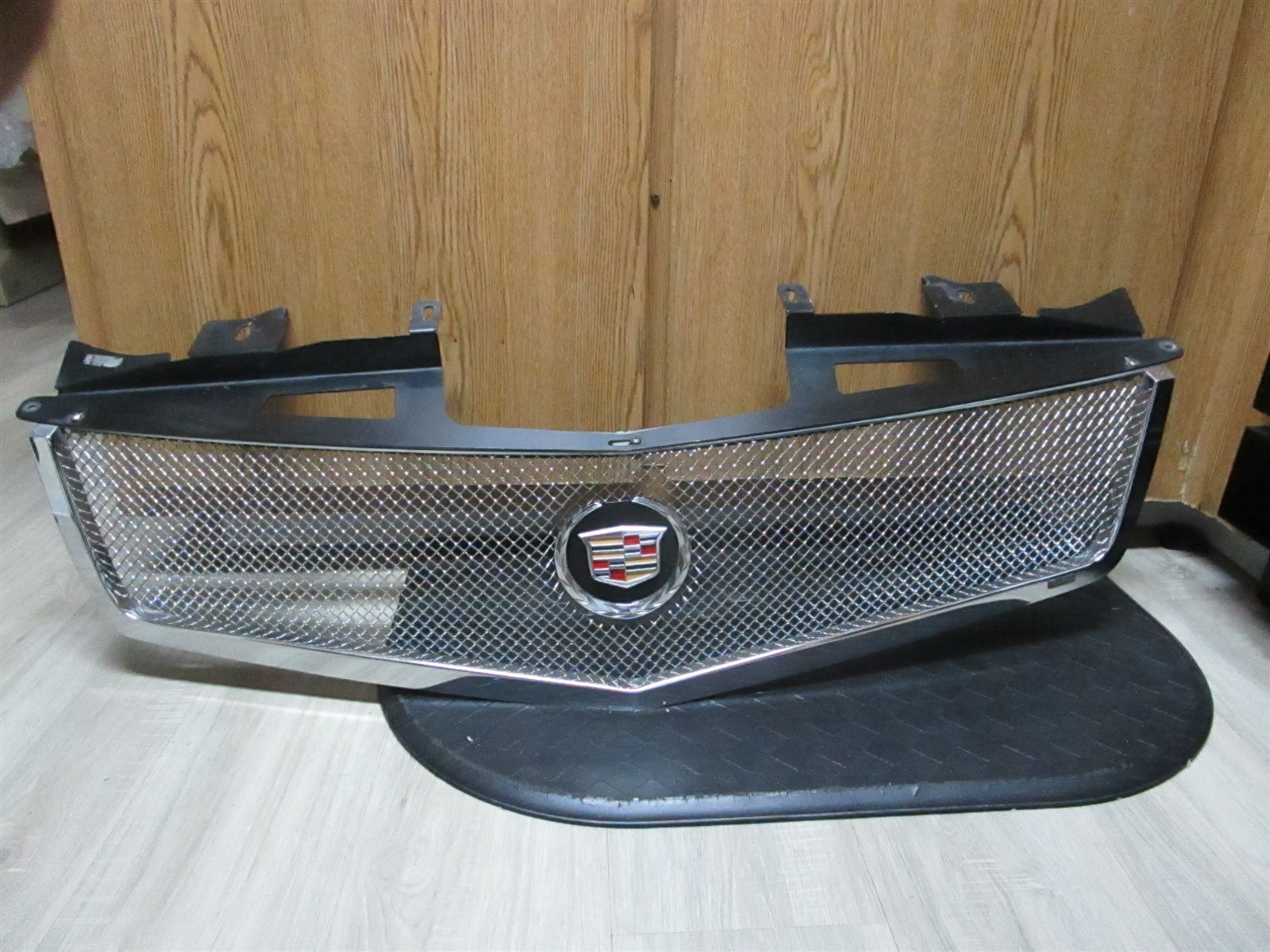 2004-2009 Cadillac SRX E&G Classics Custom Front Chrome MESH Grille 