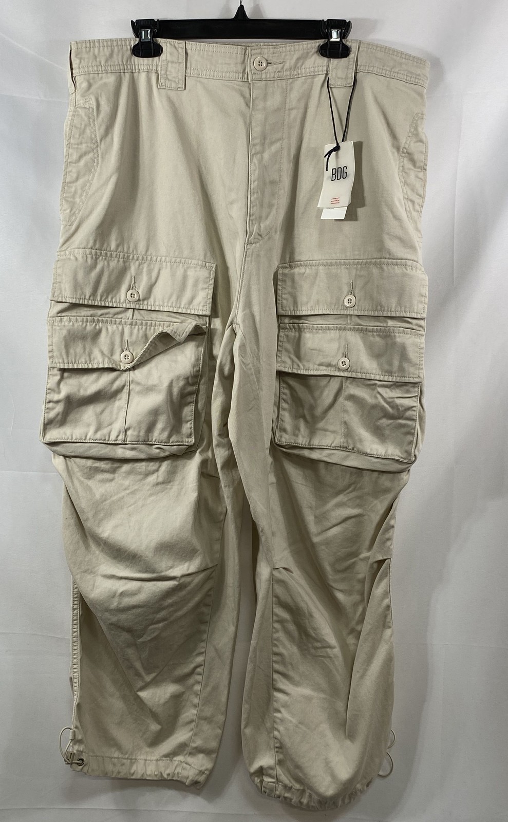 BDG Women\'s Creme Multi-Pocket Cargo Utility Pants Drawstring Cuffs Sz XL NWT