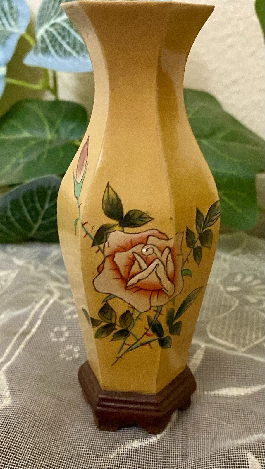 Hand Carved Chinese Haungyang Wood Vase