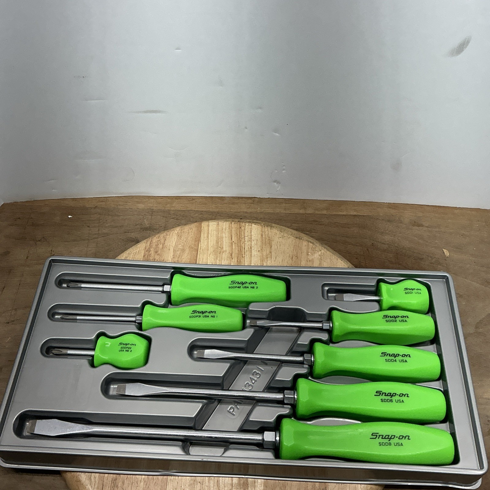Snap-on 8 Pc Vintage Nos 1995 Green Hard Grip Combo Screwdriver Set Snap-on 8 Pc Vintage Nos 1995 Green Hard Grip Combo Screwdriver Set
