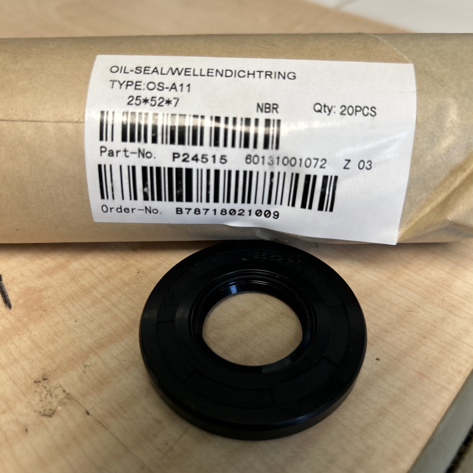 (3) WELLENDICHTRING Metric Oil Shaft Seal 25 x 52 x 7 25x52x7 Double Lip