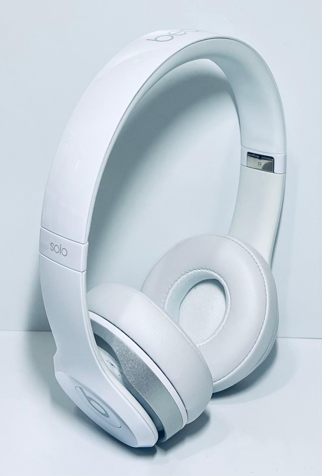 Beats Solo WIRED  White On-Ear Headphones 3.5mm Clean Sound Tested