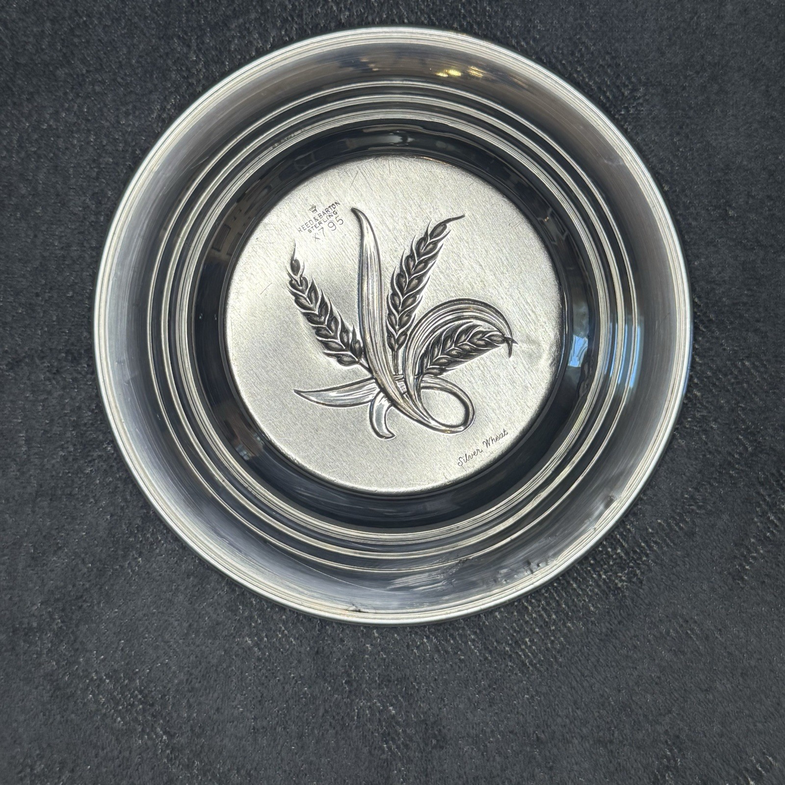 Reed and Barton Sterling Silver Wheat Bowl X795  90 Grams