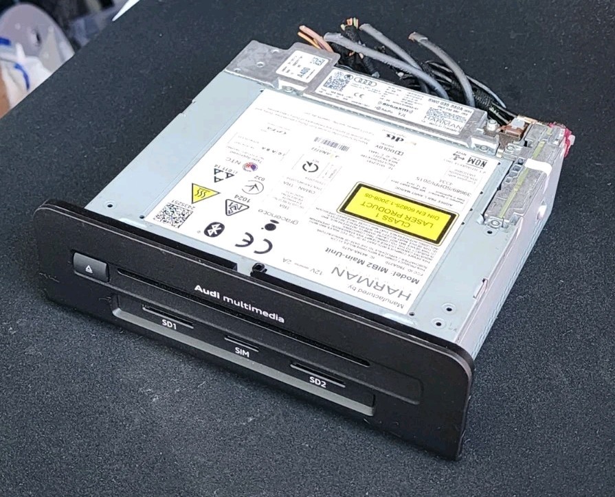 2018-2024 Audi Q5 SQ5 AUDIO RADIO RECEIVER CD SD SIM MULTIMEDIA 8W5035880A OEM 2018-2024 Audi Q5 SQ5 AUDIO RADIO RECEIVER CD SD SIM MULTIMEDIA 8W5035880A OEM