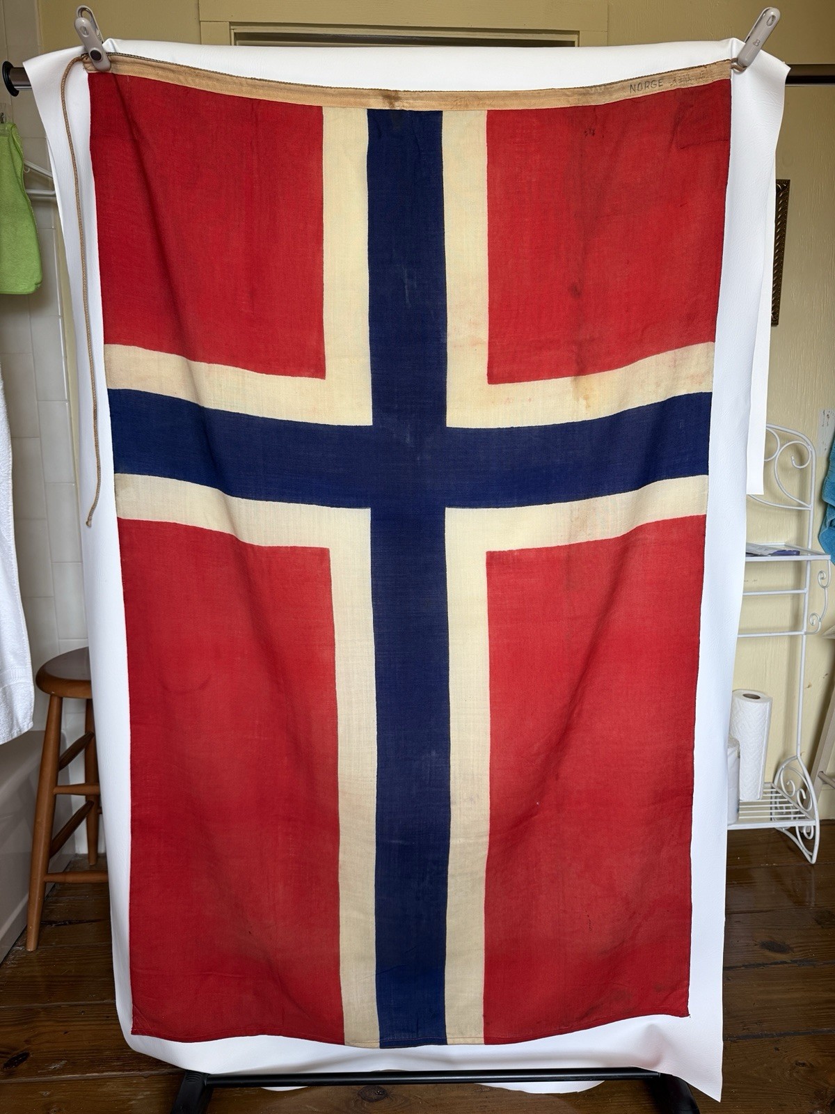 Vintage WWII Pre-War Norwegian Flag Bonner Fahnenfabrik Bonn Germany Woven 3'x5'