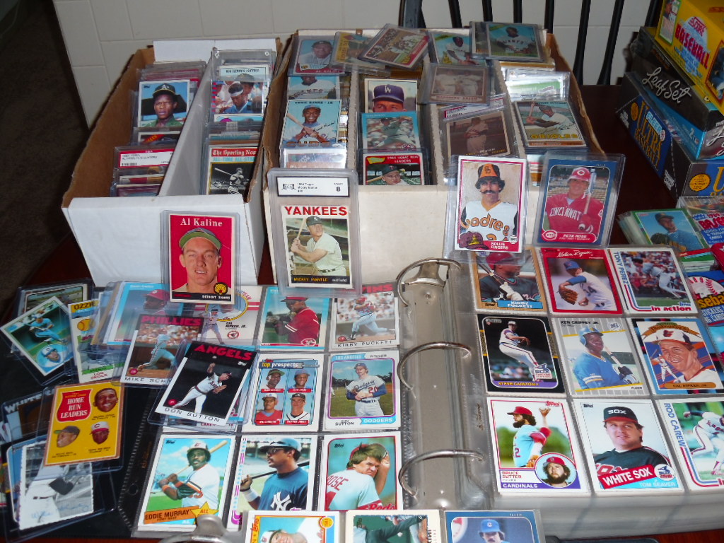 GIGANTIC ESTATE FIND OF  VINTAGE UNOPENED PACK LIQUIDATION