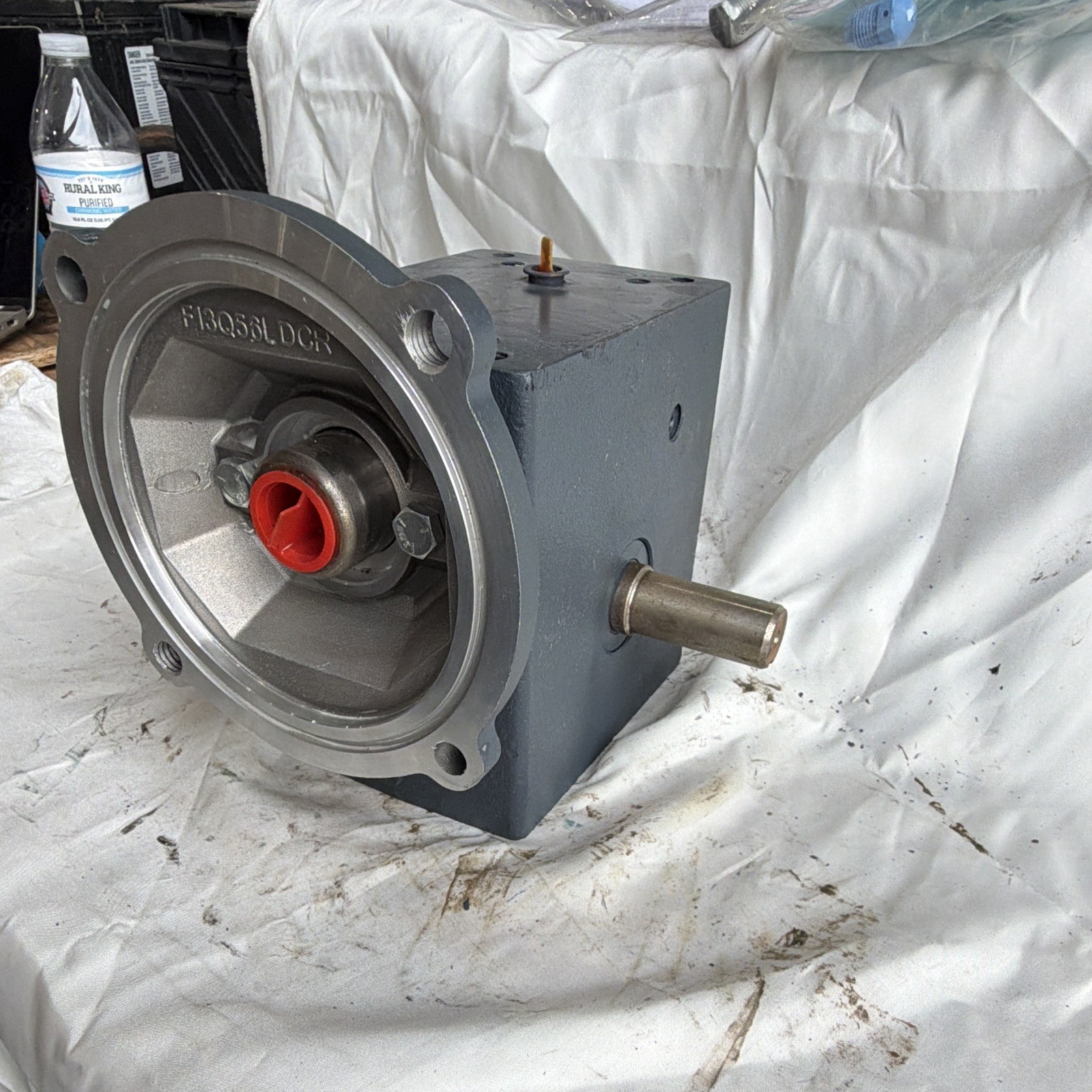 Hub City Speed Reducer Gearbox 0230-02580 Model 214 Ratio 15:1 143TC - New Open