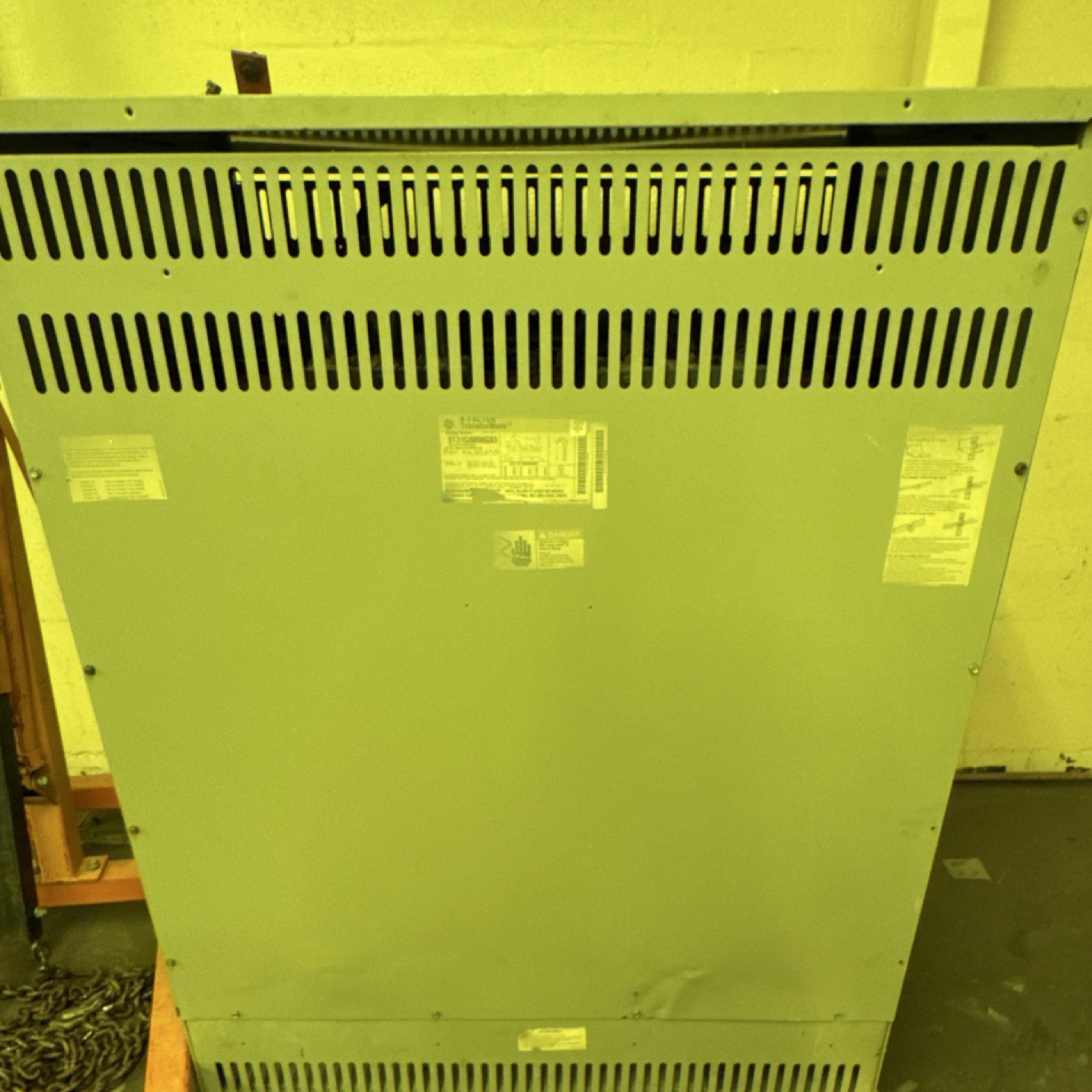 GE K-Factor TransforMore 300 kVA 3 Phase Transformer 9T31G0008G83 GE K-Factor TransforMore 300 kVA 3 Phase Transformer 9T31G0008G83