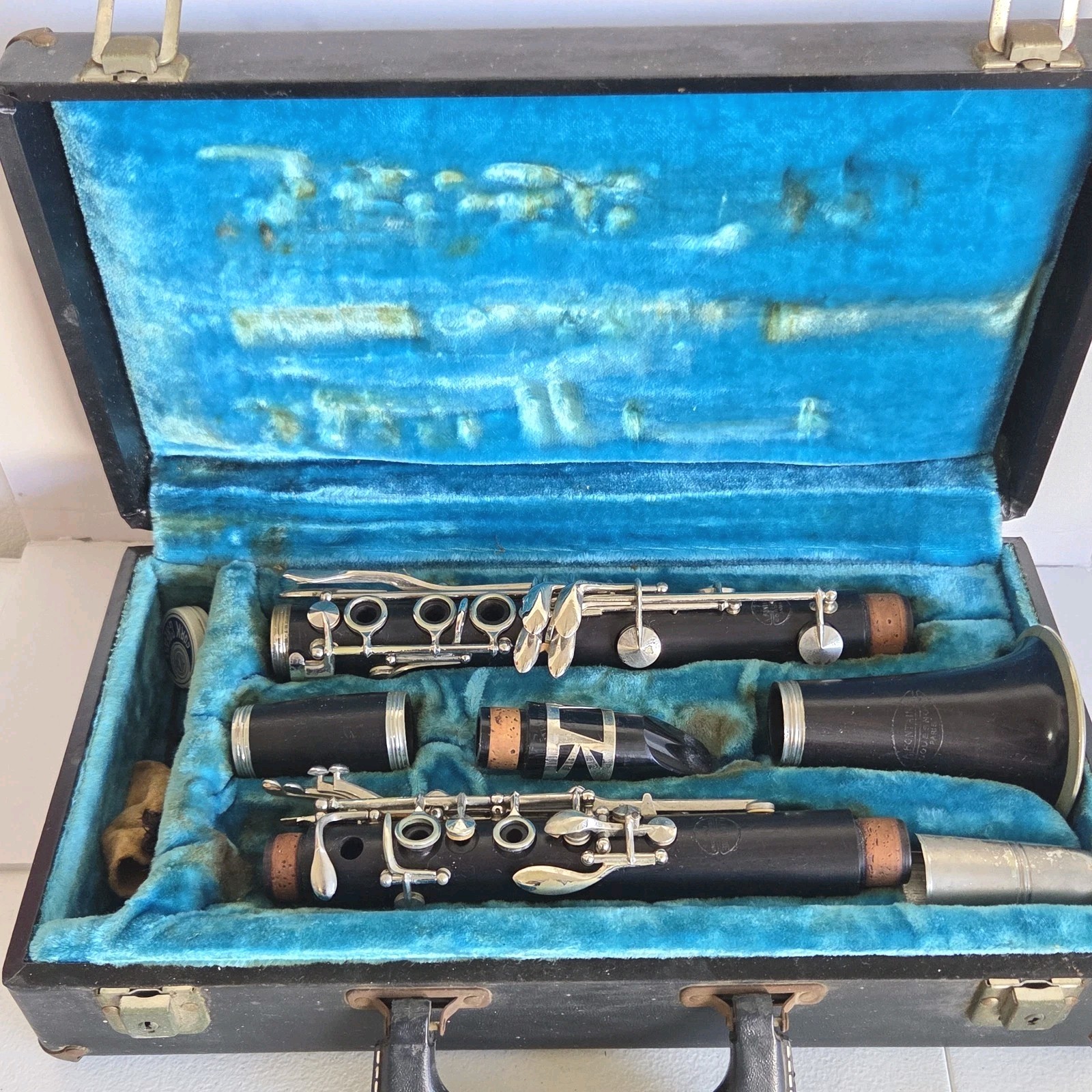 Vintage A. Fontaine Couesnon Paris Wood Clarinet France w/ Hard Case Good Condit Vintage A. Fontaine Couesnon Paris Wood Clarinet France w/ Hard Case Good Condit