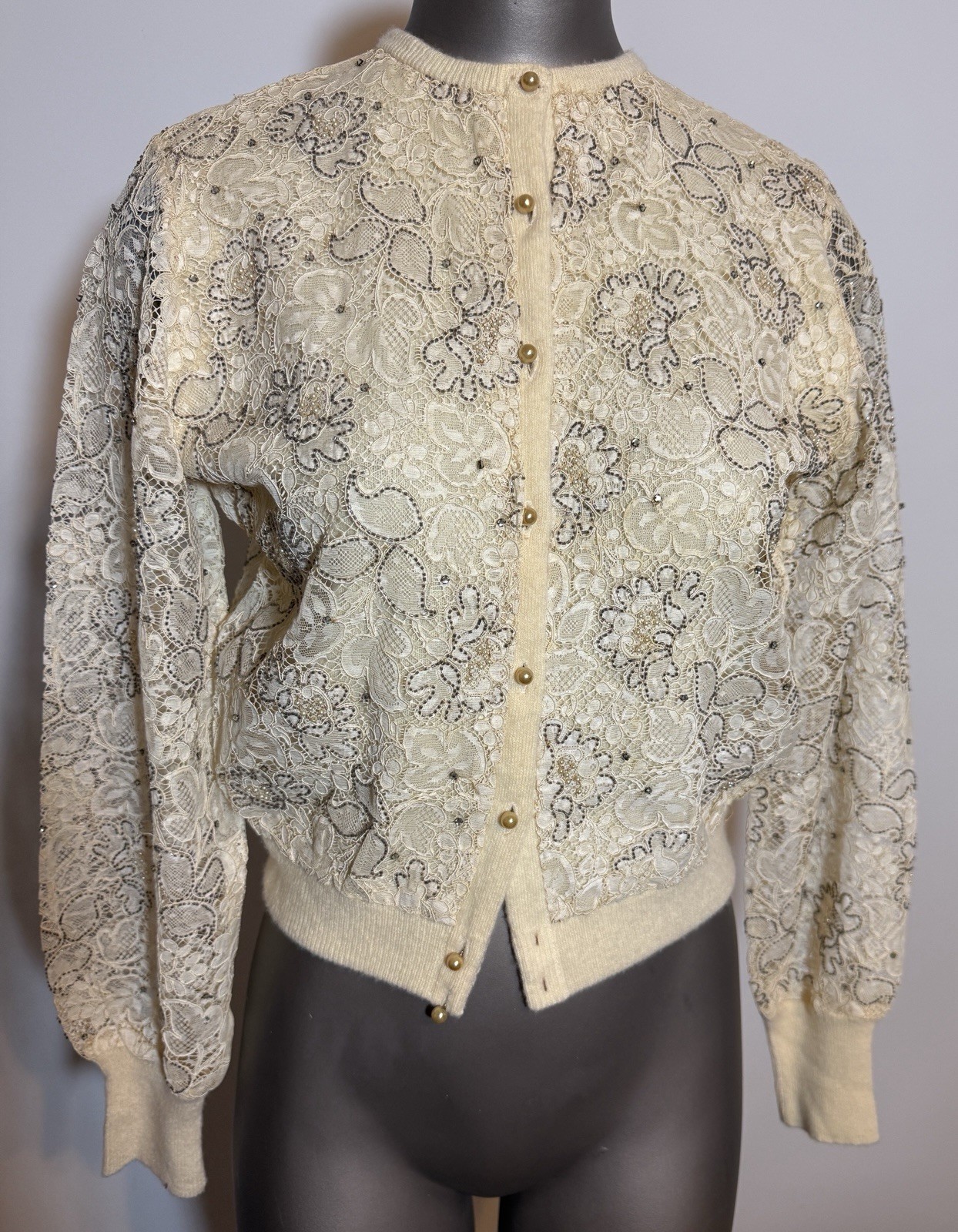 Vintage 60’s Doge’ Cashmere Cardigan Sweater S Small Rhinestone Sheer Sleeve Exc Vintage 60’s Doge’ Cashmere Cardigan Sweater S Small Rhinestone Sheer Sleeve Exc