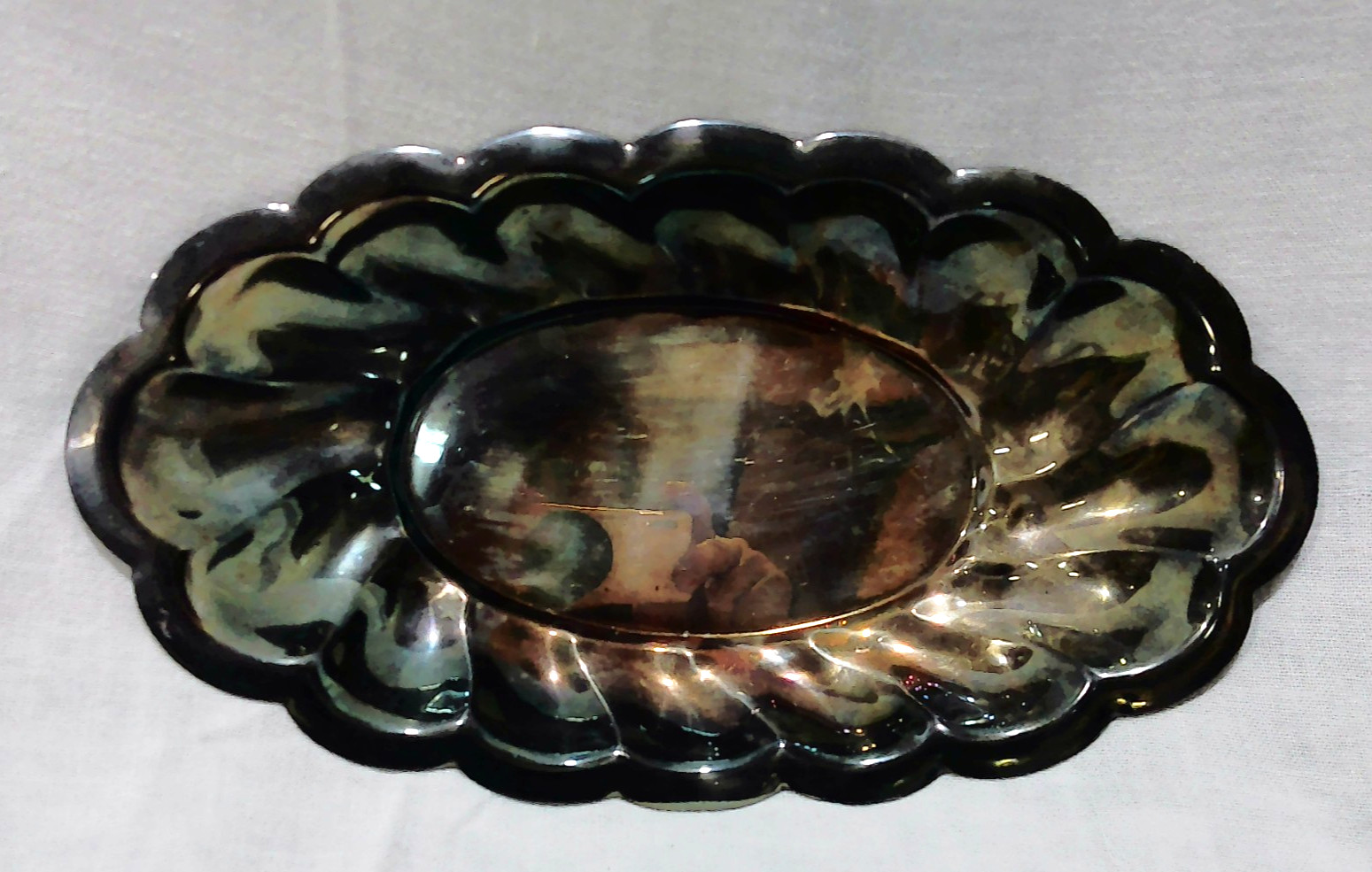 Vintage 1847 Rogers Bros Heritage Silverplate Oval Tray Scalloped Edge 12\
