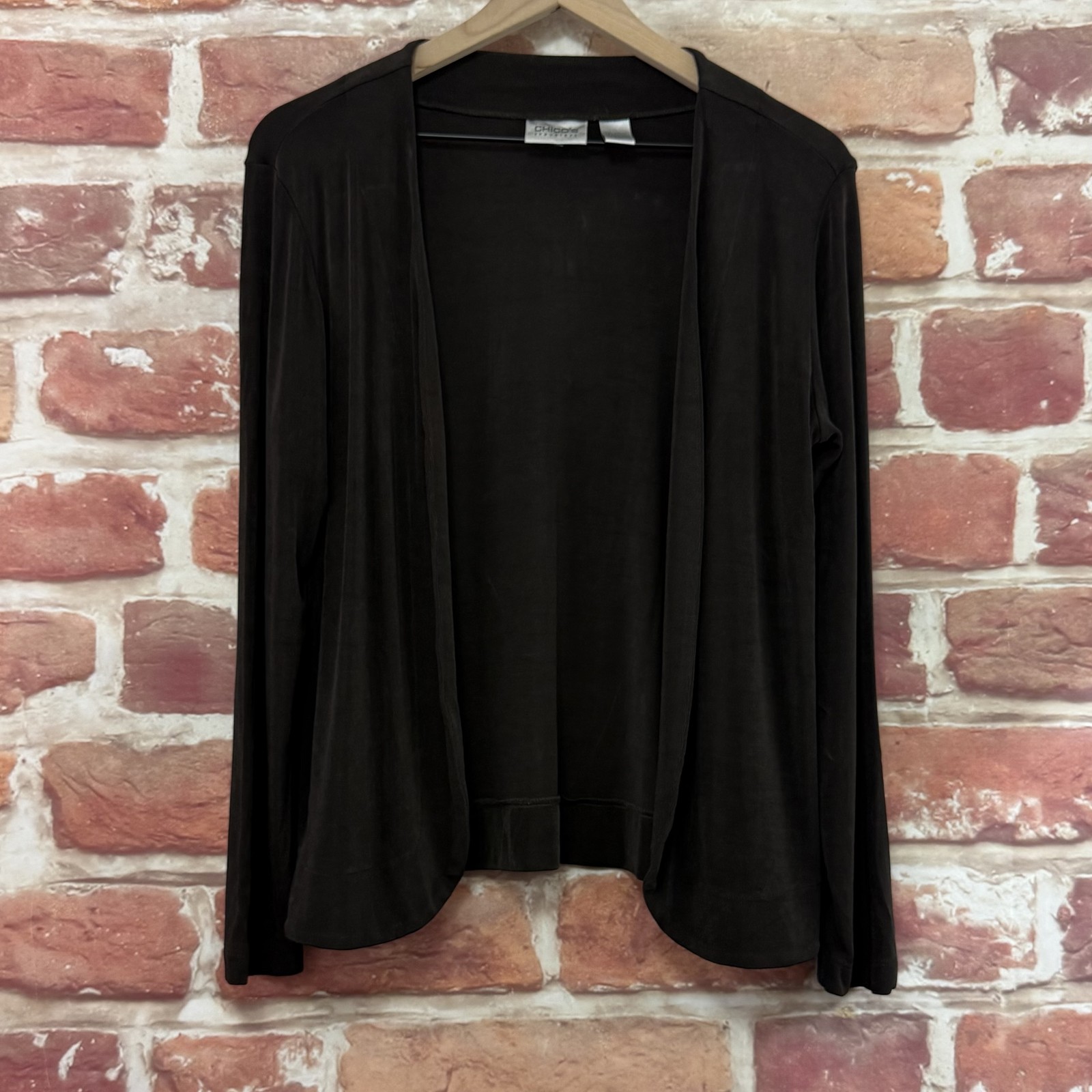 Chicos Travelers Shrug Top Womens M Dark Brown Buttonless Slinky Shirt Topper