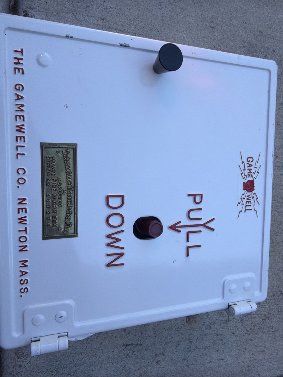 Vintage 1956 Gamewell White Private Fire Alarm Box Station 417274 Nice Well Kept Vintage 1956 Gamewell White Private Fire Alarm Box Station 417274 Nice Well Kept