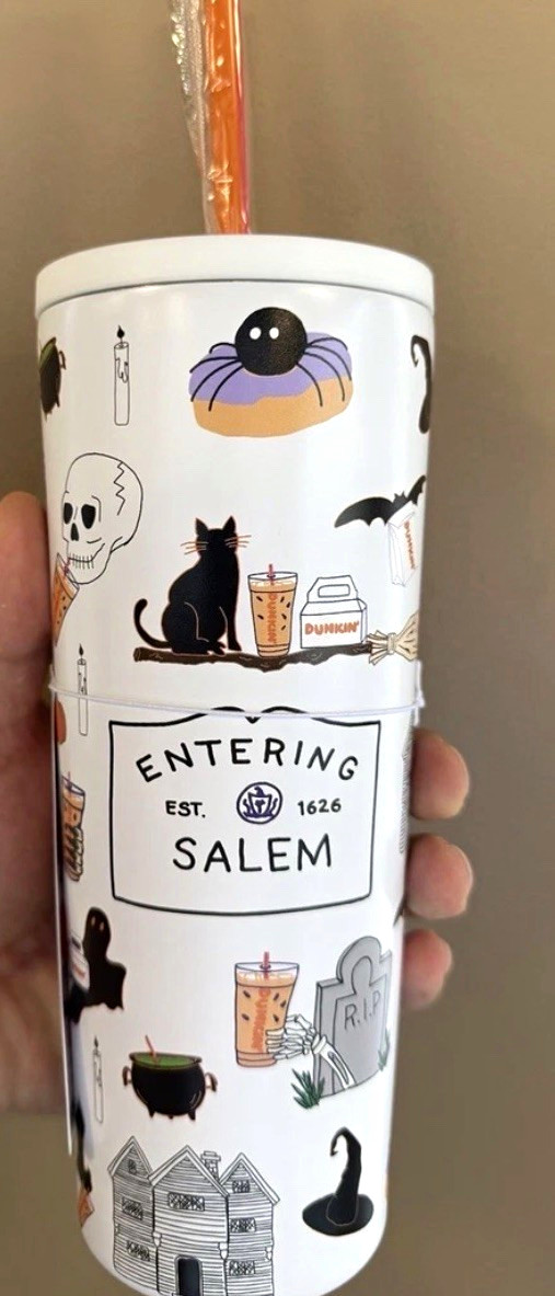 Dunkin\' Entering Salem Halloween Cat Ghost 24 oz Plastic Tumbler Lid Straw Dunkin\' Entering Salem Halloween Cat Ghost 24 oz Plastic Tumbler Lid Straw