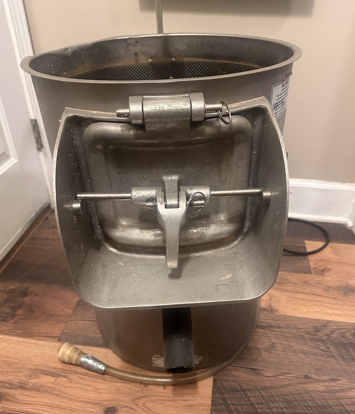 Hobart 6115-11 Commercial  Potatoe Vegetable Peeler 15-20 LB Tested Working 230V