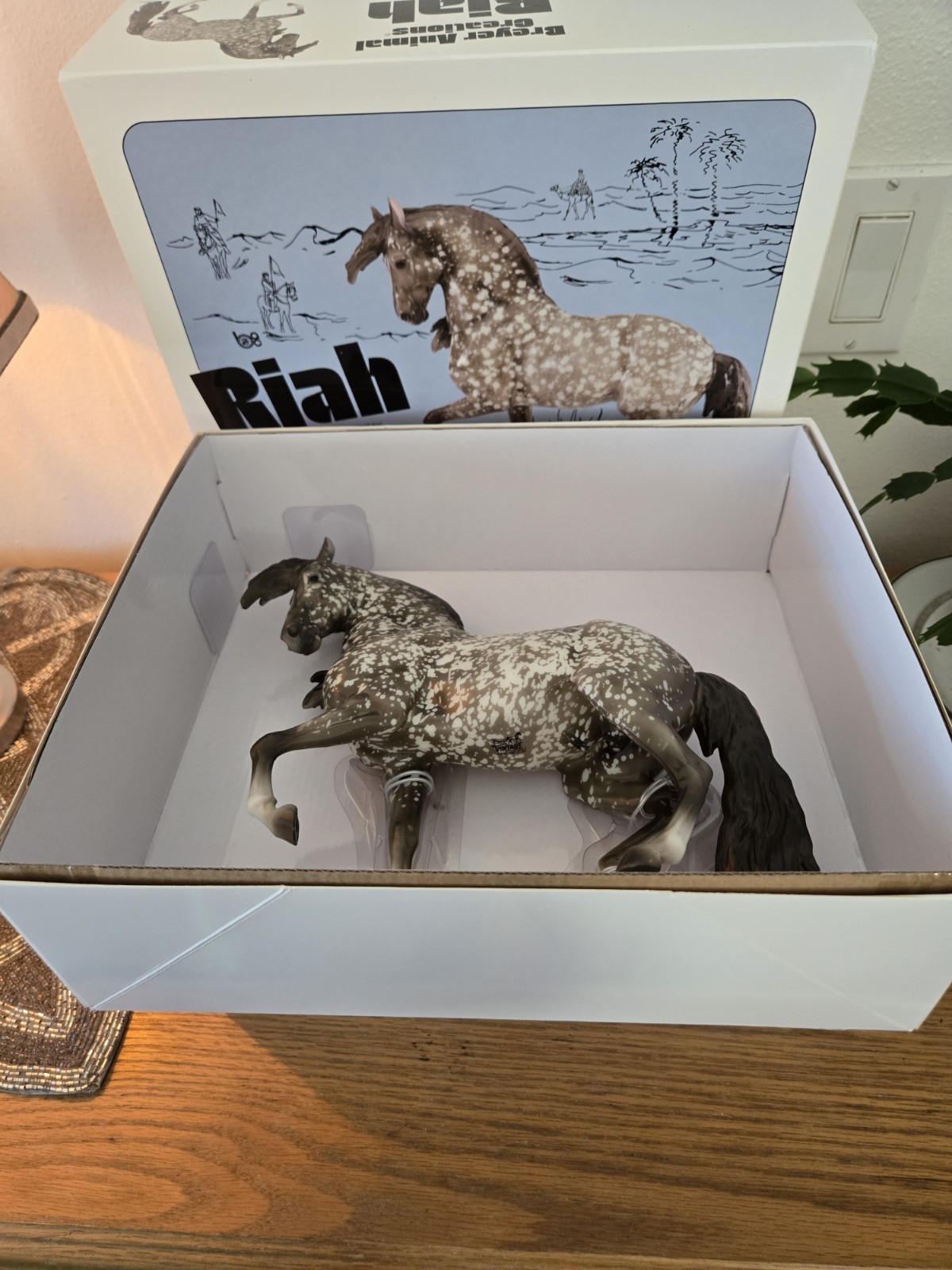 Breyer VC Riah