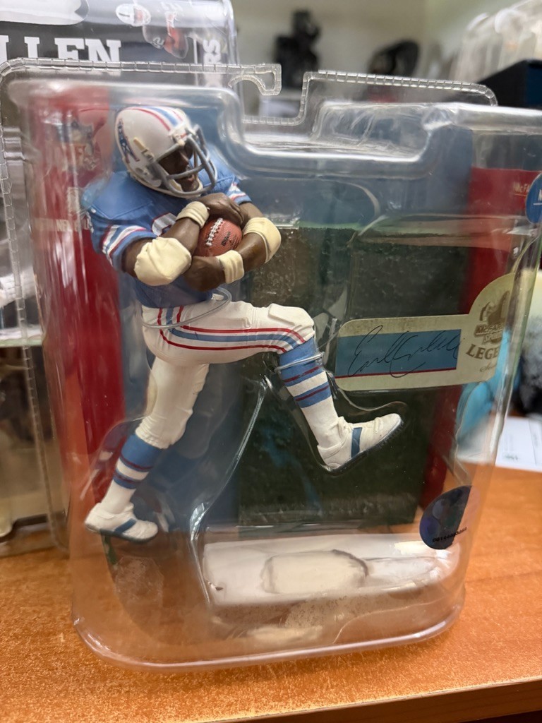 ORIGINAL NIB HOUSTON OILERS EARL CAMPBELL 2007 McFARLANE NFL LEGENDS SERIES 3 ORIGINAL NIB HOUSTON OILERS EARL CAMPBELL 2007 McFARLANE NFL LEGENDS SERIES 3