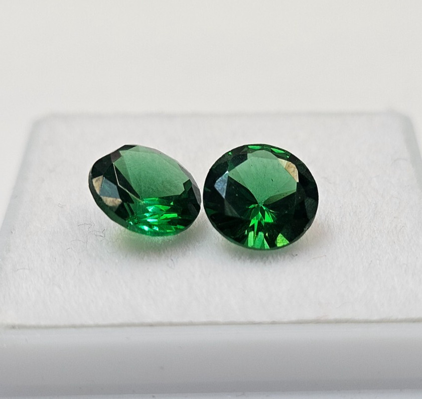Colombian Emerald Pair of 3 Ct Round Cut Green EGL Certified Loose Gemstone