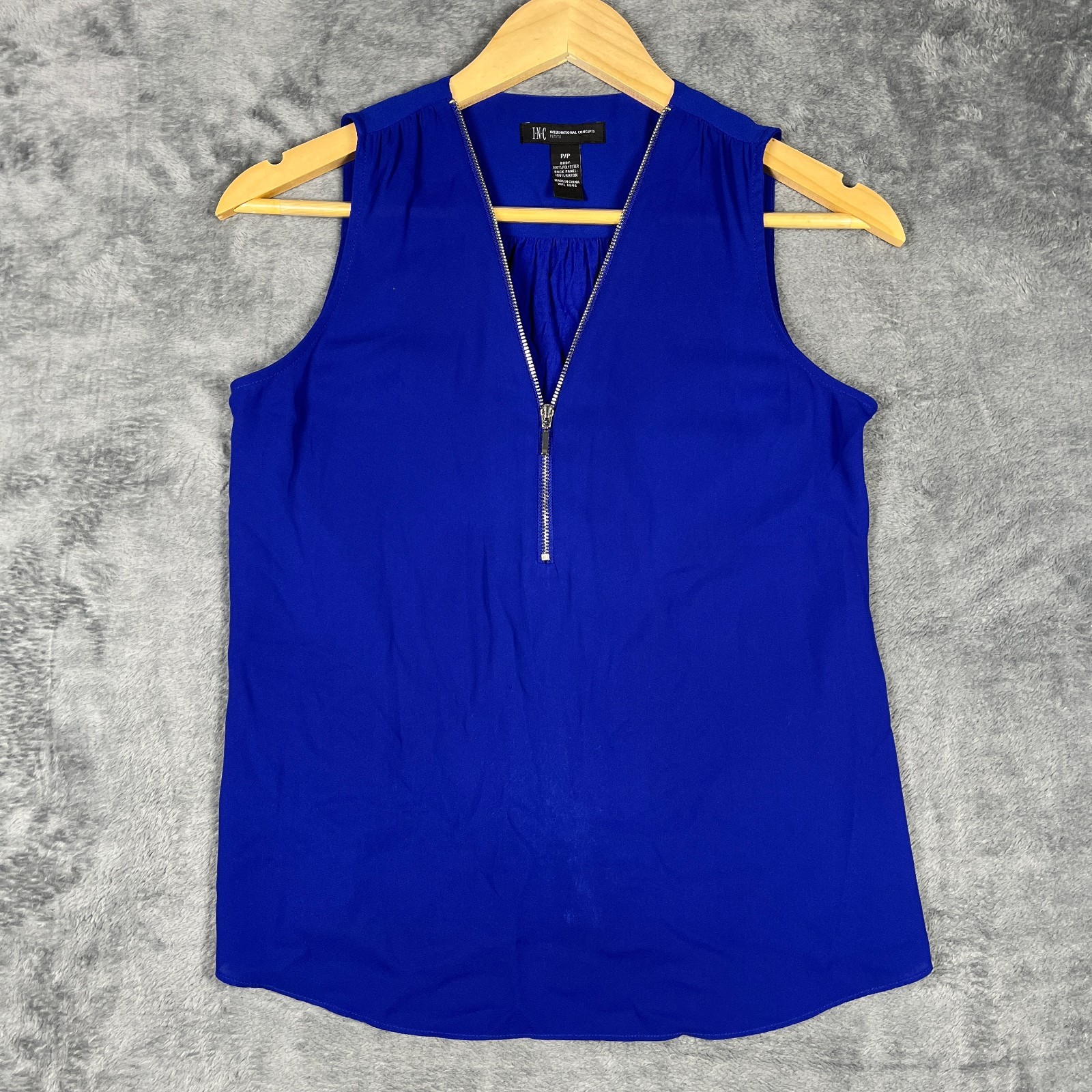 INC International Concepts Blouse Women PP Royal Blue Sleeveless V Neck Half Zip INC International Concepts Blouse Women PP Royal Blue Sleeveless V Neck Half Zip