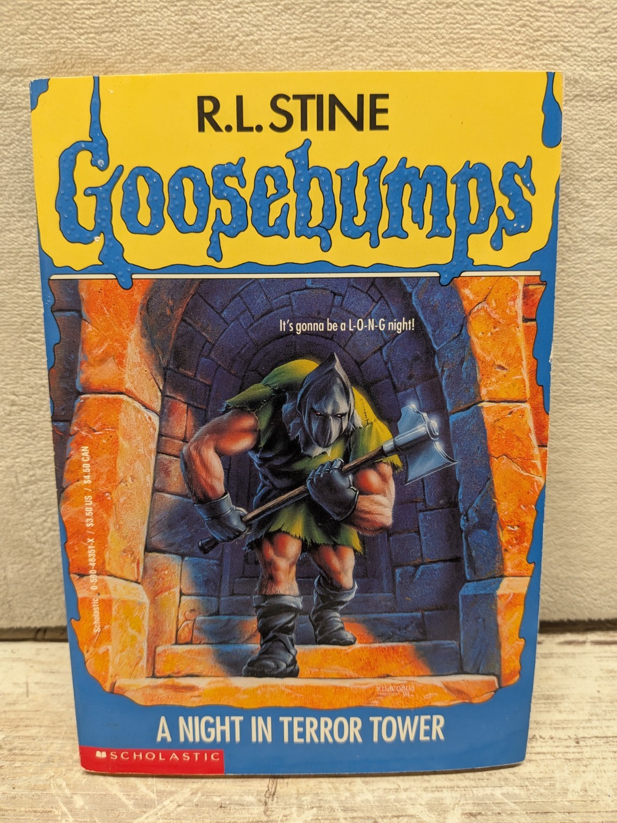 Goosebumps #27 A Night In Terror Tower - R.L. Stine TRUE 1st Print 1994 VG Goosebumps #27 A Night In Terror Tower - R.L. Stine TRUE 1st Print 1994 VG