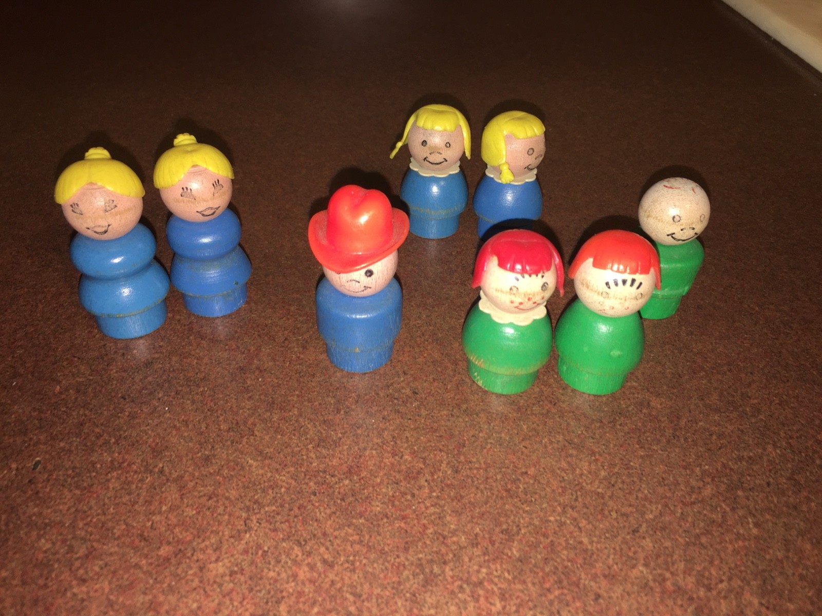 VINTAGE LITTLE PEOPLE LOT FISHER PRICE WOODEN DOLLHOUSE PEOPLE LOT VINTAGE LITTLE PEOPLE LOT FISHER PRICE WOODEN DOLLHOUSE PEOPLE LOT