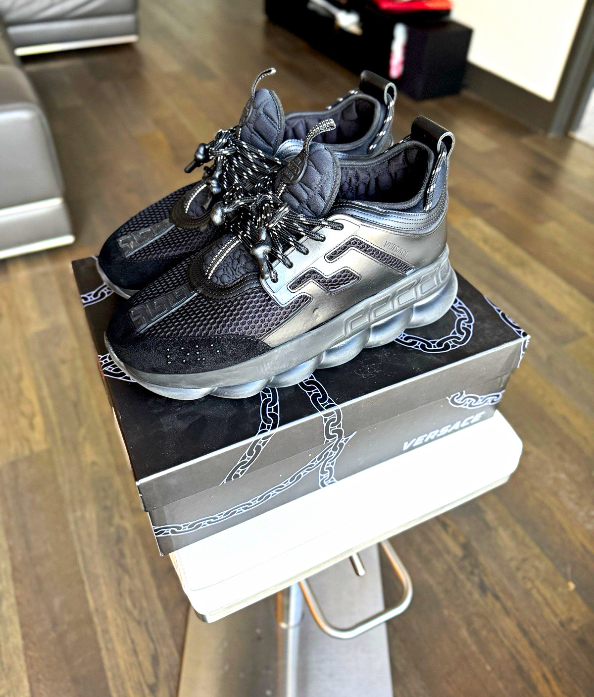 Versace Men\'s Chain Reaction Sneakers Black EU 45 US 12 Versace Men\'s Chain Reaction Sneakers Black EU 45 US 12