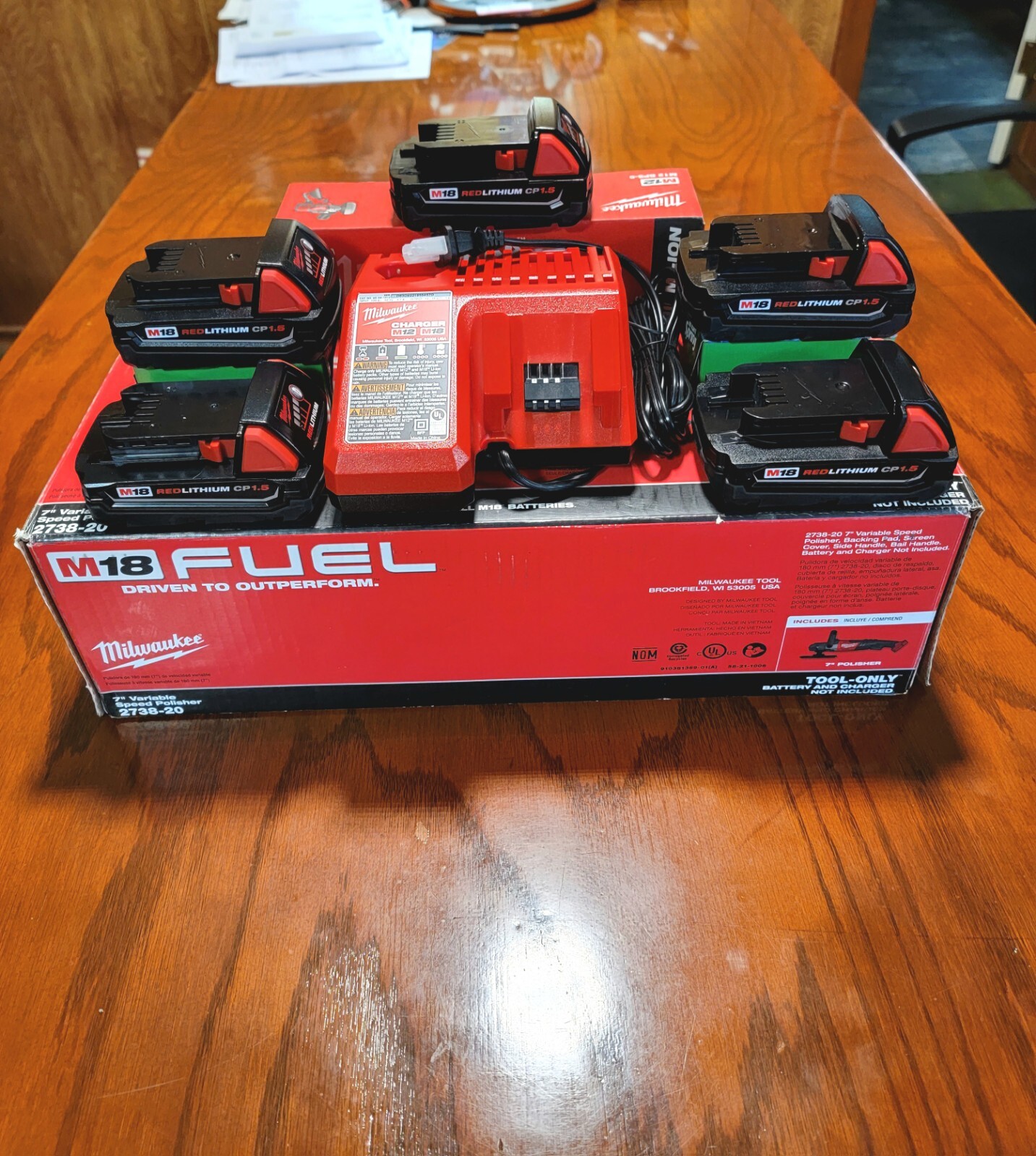 5X NEW 100% Guaranteed-Genuine Milwaukee M18 Batteries And New Charger. 5X NEW 100% Guaranteed-Genuine Milwaukee M18 Batteries And New Charger.