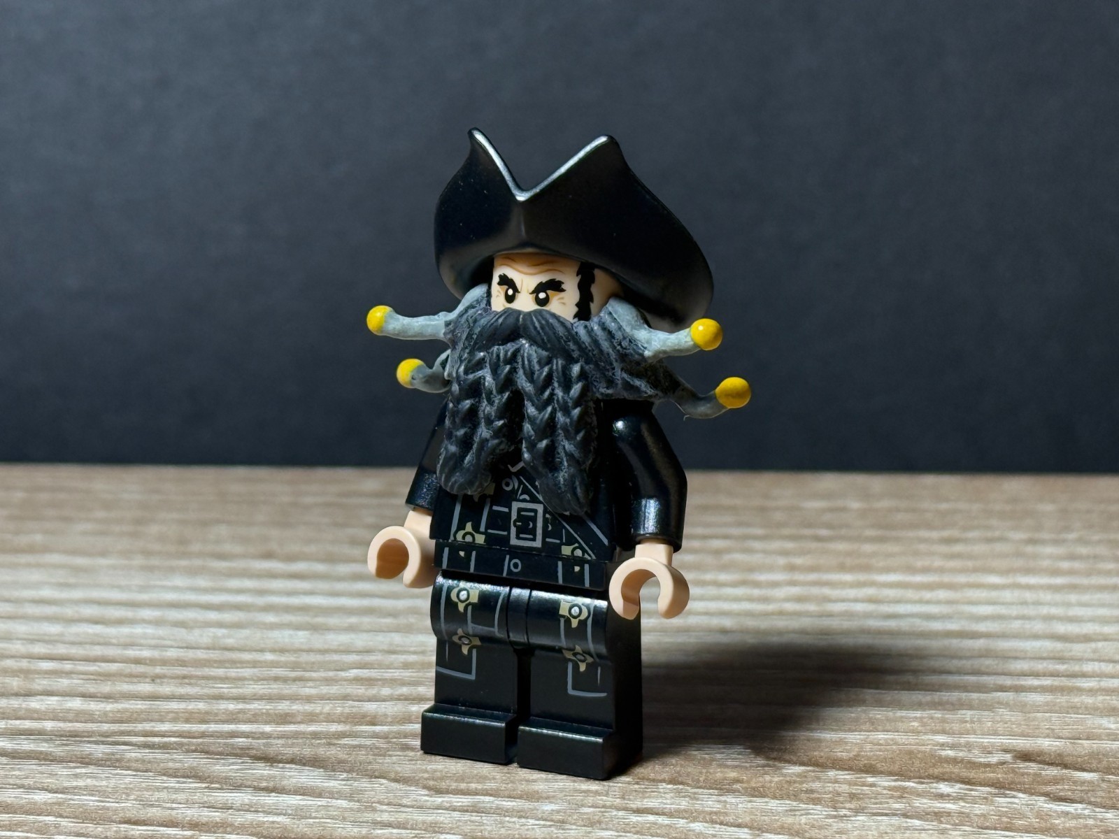 LEGO Pirates of the Caribbean Blackbeard Minifigure Pirate Rare poc007  