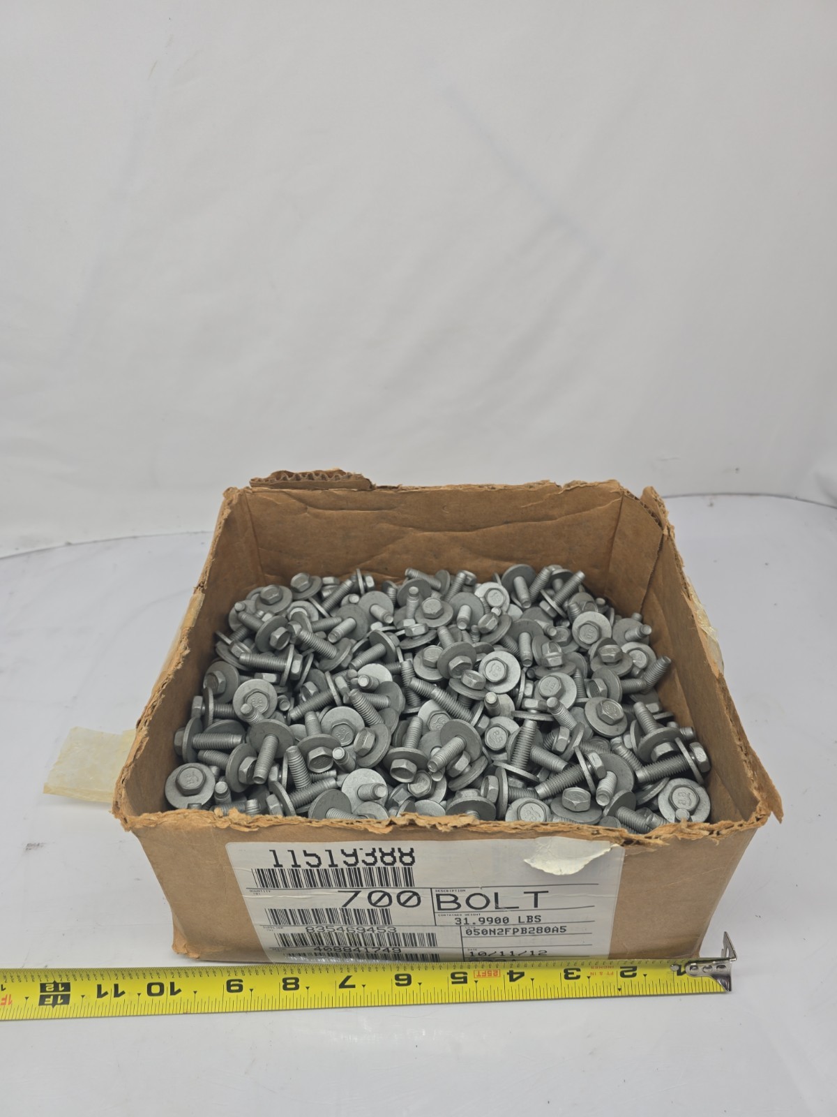OEM GM Genuine Bolts P/N 11519383 – Lot of Approx. 400 New Production Bolts 19LB