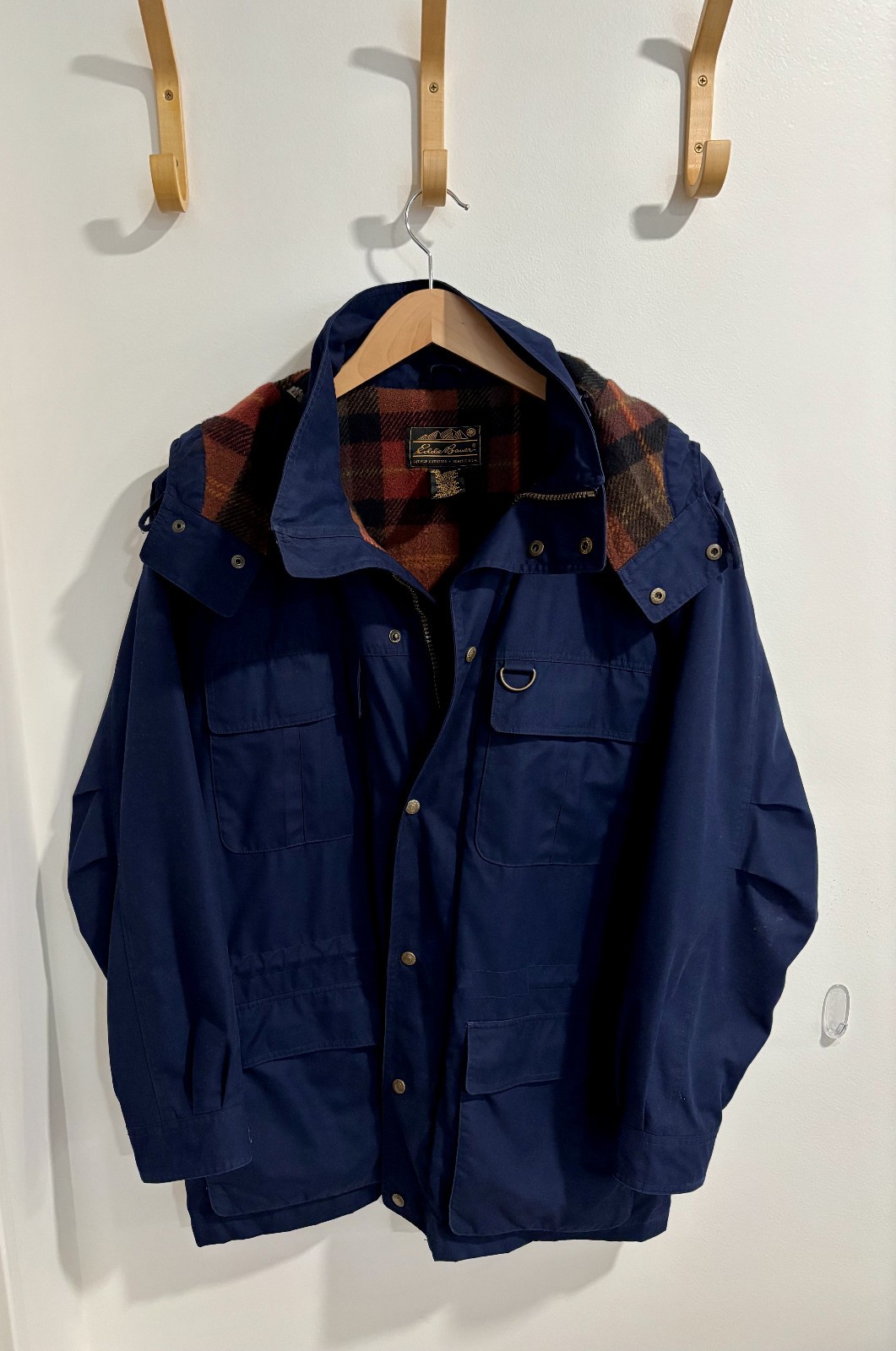 Vintage 90s Eddie Bauer Blue Plaid Wool Lined Hooded Mountain Parka Medium Navy Vintage 90s Eddie Bauer Blue Plaid Wool Lined Hooded Mountain Parka Medium Navy