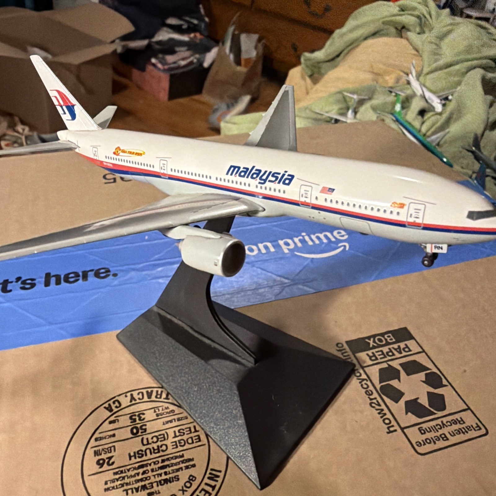 Dragon Wings 1/400 Malaysia Airlines B 777-200 no box Dragon Wings 1/400 Malaysia Airlines B 777-200 no box