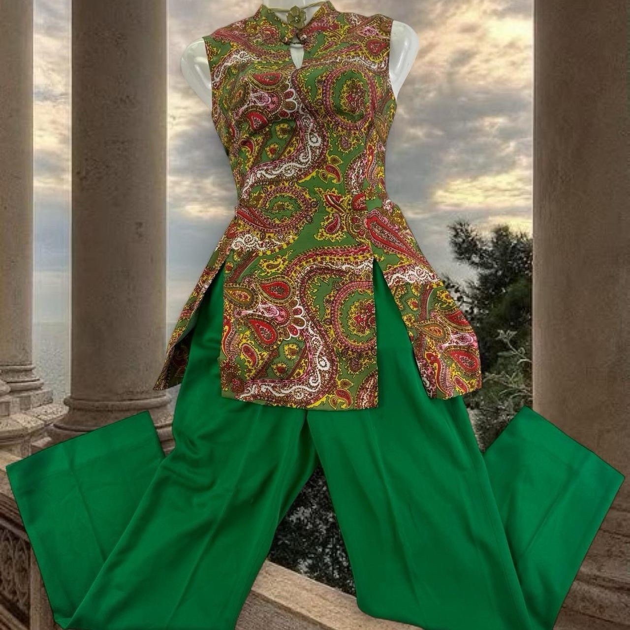 Vtg Gregg Draddy 70s Psychedelic Paisley 2PC Pantsuit Mod Mandarin Collar Sz 8