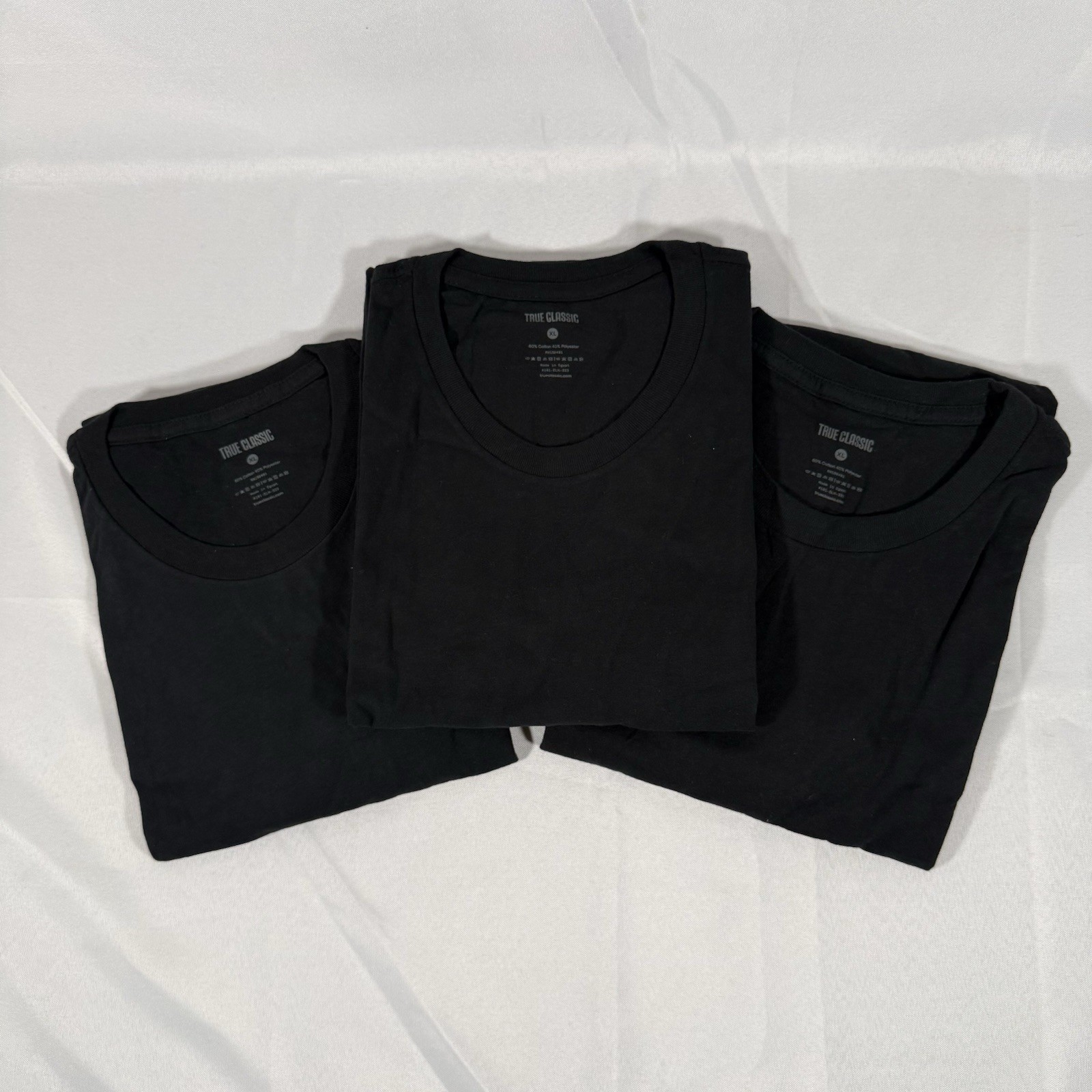 New TRUE CLASSIC Men\'s Classic Crew Neck Cotton Blend X-Large Shirt x3 Bundle
