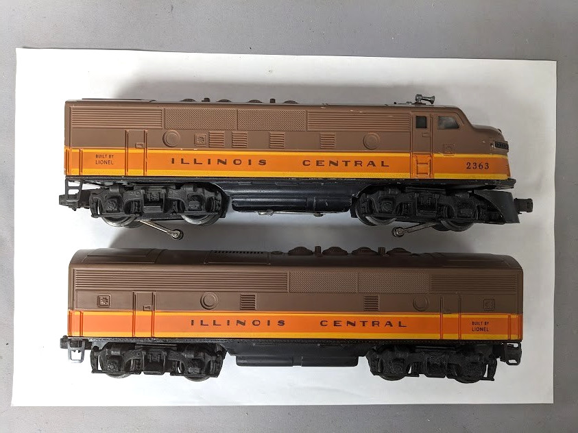 Lionel #2363 Illinois Central AB Diesel Locomotive Set No Original Boxes C-6 Lionel #2363 Illinois Central AB Diesel Locomotive Set No Original Boxes C-6