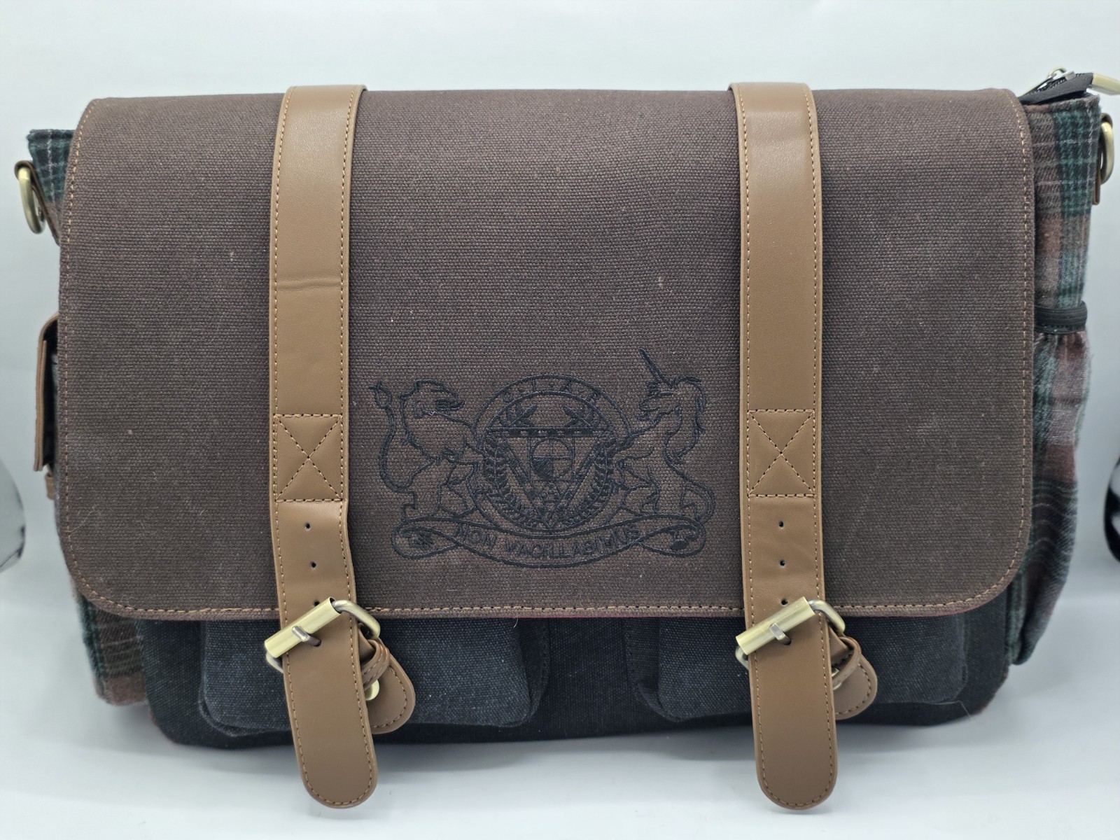 Knock Thrice - The Magnus Messenger Knock Thrice - The Magnus Messenger