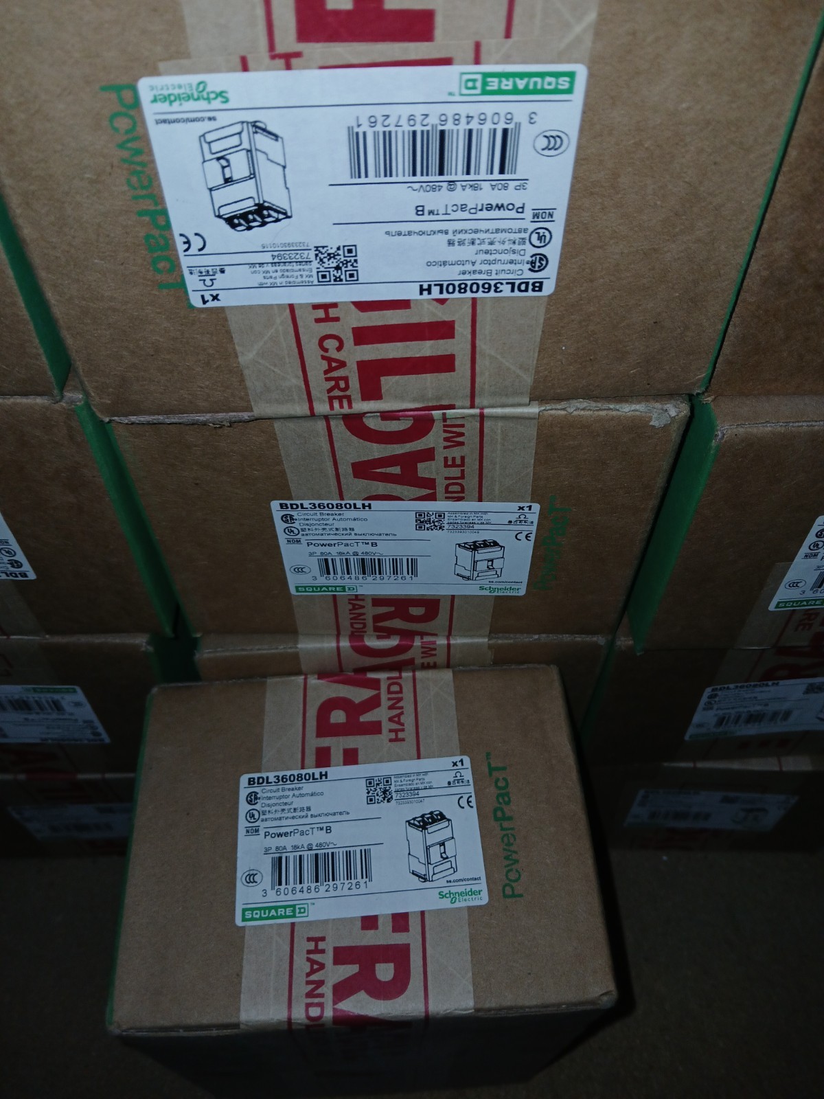 SQUARE D 3 POLE 80AMP 480V FEEDTHROUGH LUGS BDL36080LH SQUARE D 3 POLE 80AMP 480V FEEDTHROUGH LUGS BDL36080LH