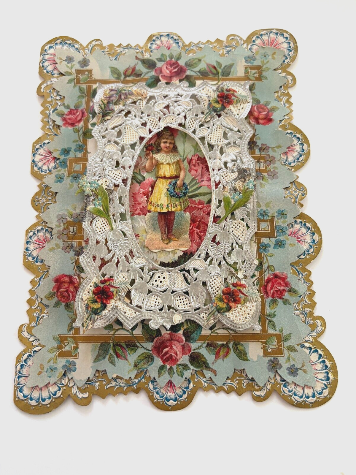 Lovely Victorian 3D Valentine w/ Silver Paper Lace w/ Die Cuts  *