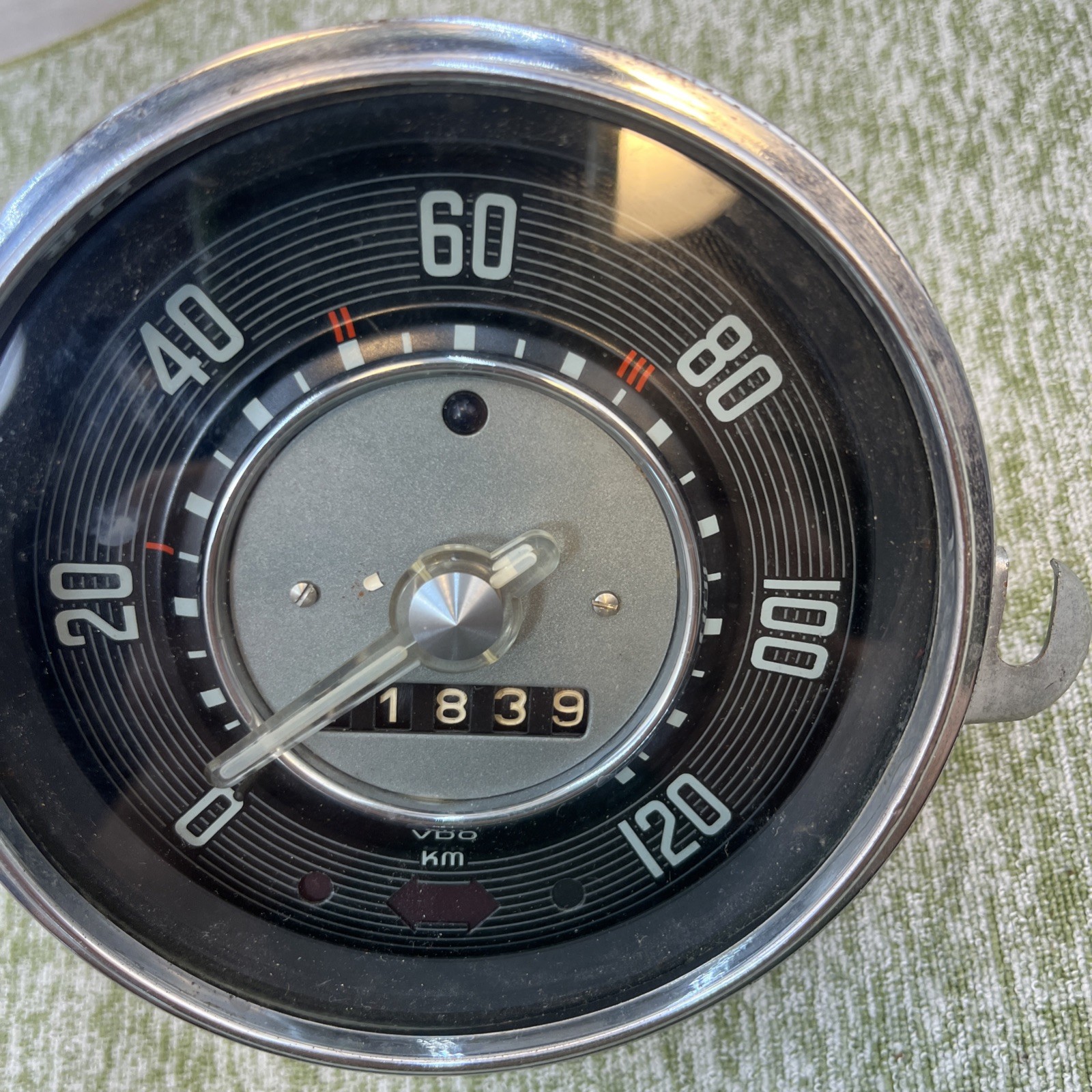 Volkswagen Vw Beetle Oval Kilometers 1958 Speedometer 11839 Km 10 1958 OEM VDO Volkswagen Vw Beetle Oval Kilometers 1958 Speedometer 11839 Km 10 1958 OEM VDO