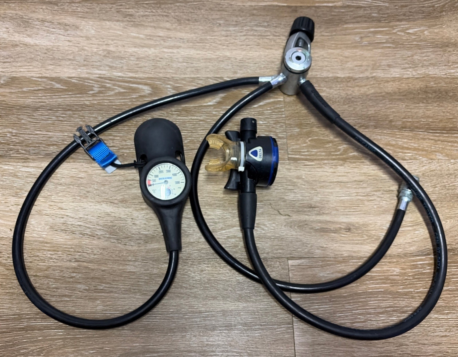 Oceanic Scuba Diving Regulator Console Gauge Compass Hose Set Pre-Owned Used