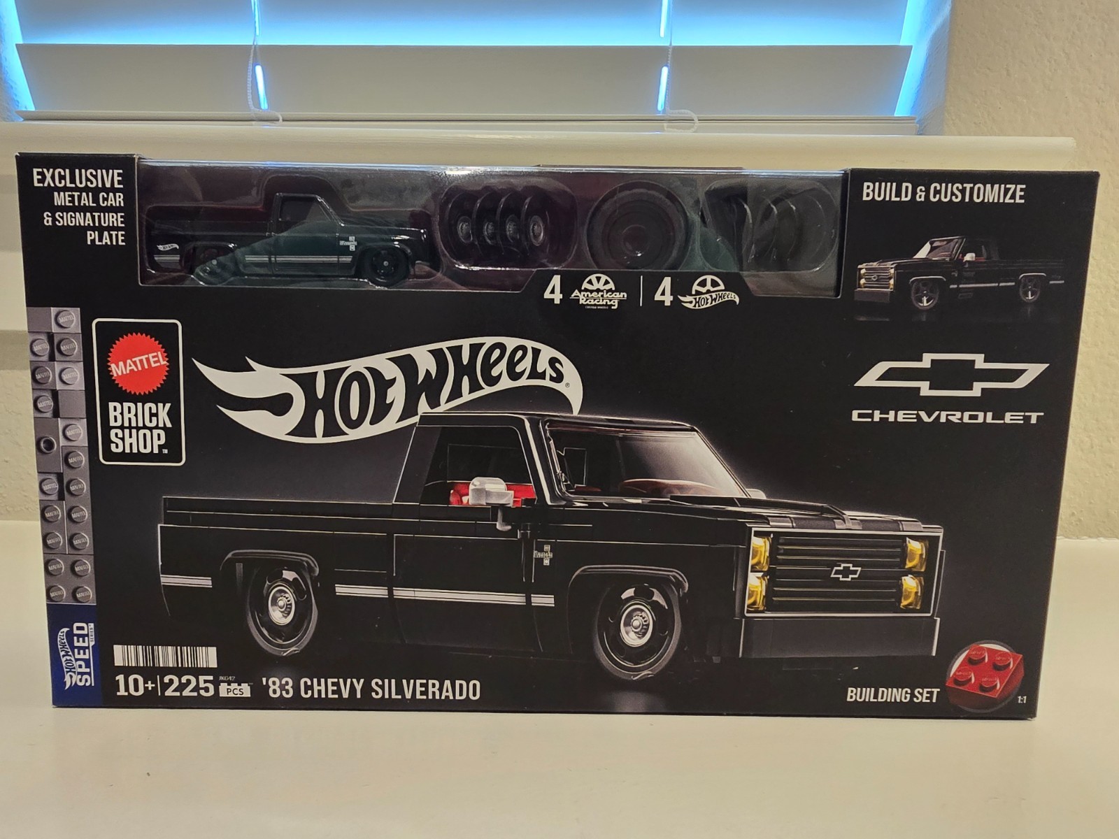 Mattel Brick Shop - Hot Wheels - 1983 Chevy Silverado Mattel Brick Shop - Hot Wheels - 1983 Chevy Silverado