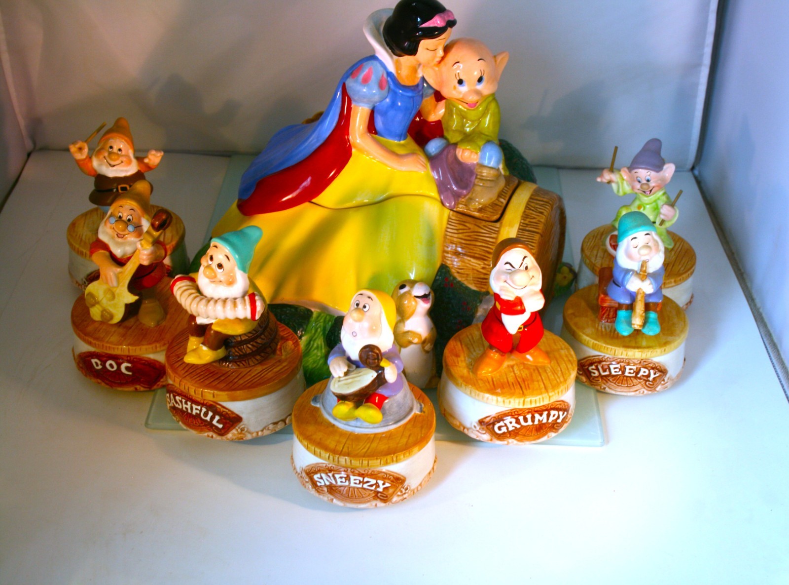 Vintage Schmid Snow White Cookie Jar & 7 Dwarfs Rotating Music Box Set MINT