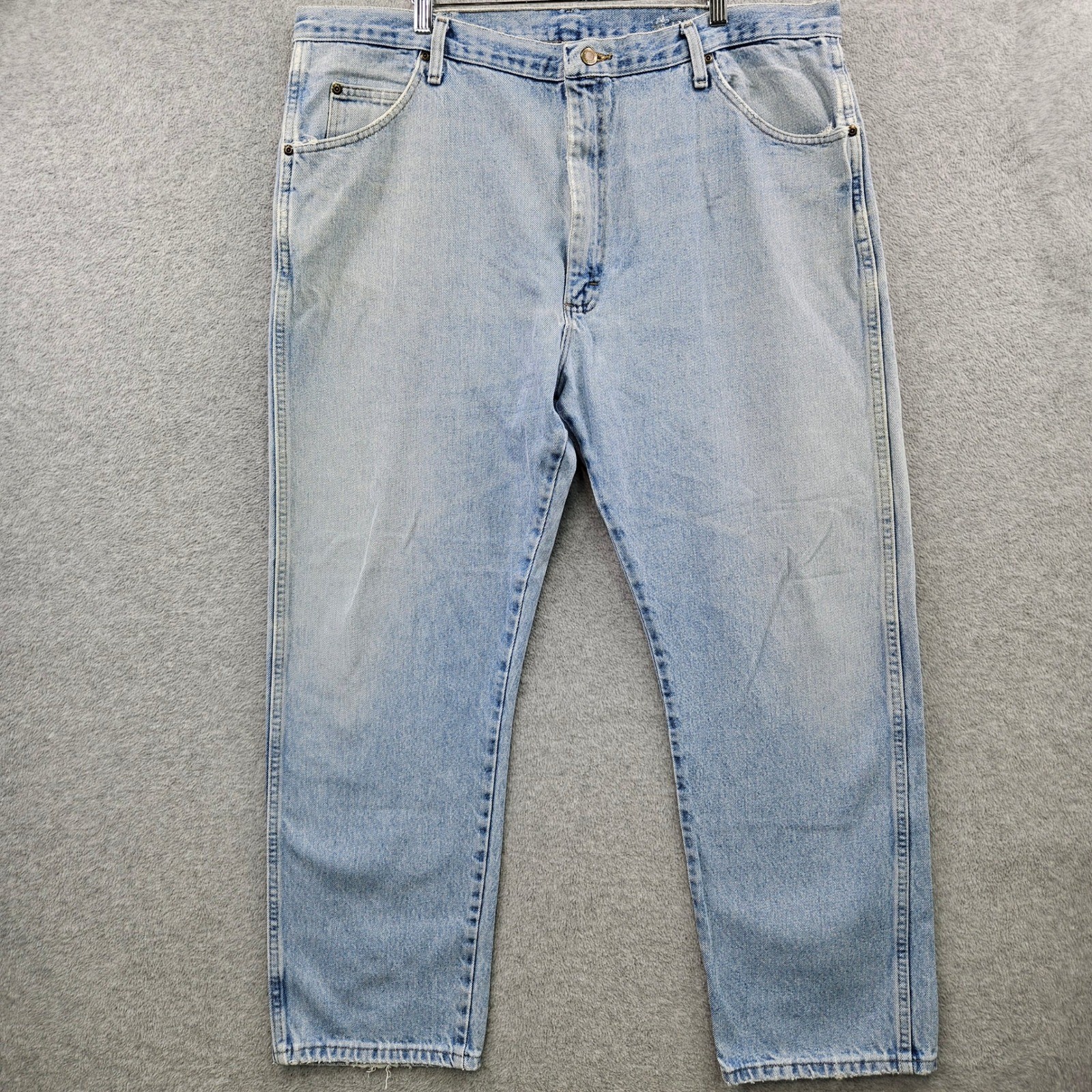 VINTAGE WRANGLER Legacy Relaxed Fit Workwear Jeans Mens 42x30 100% Cotton