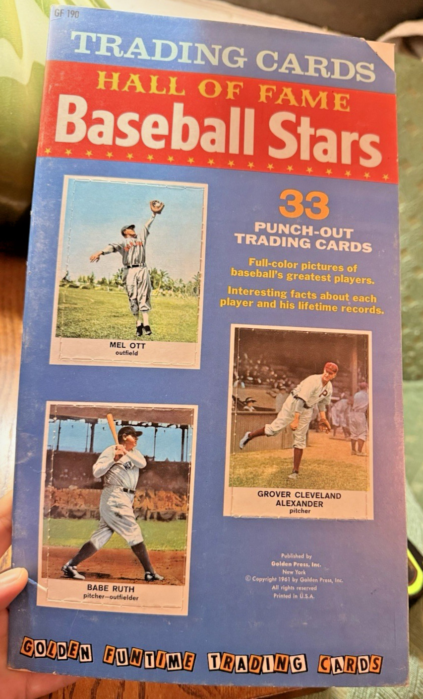 1961 Golden Press Hall of Fame Baseball Stars 33 Card Booklet Unpunched 638Lsc