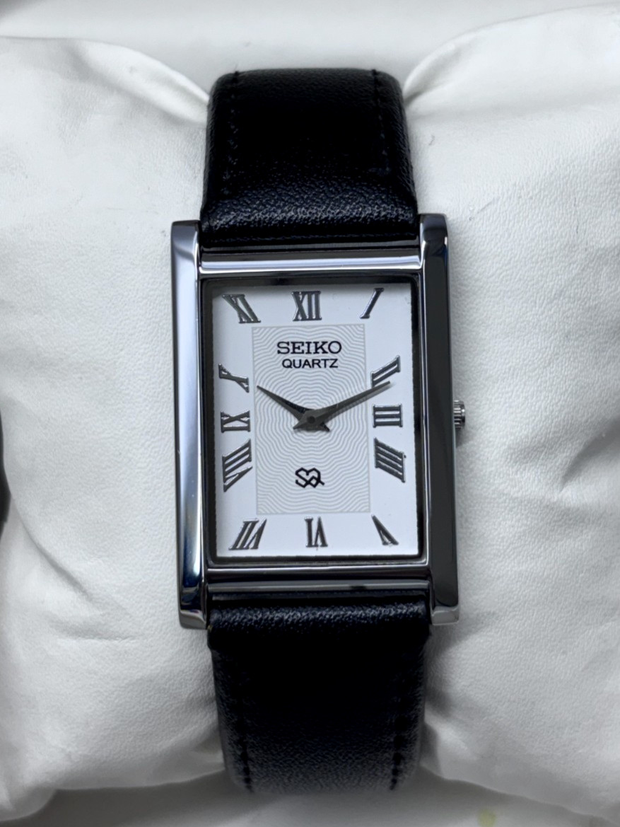 Vintage Refurbished Seiko Slim Tank White Quartz Japan Men's Wrist Watch