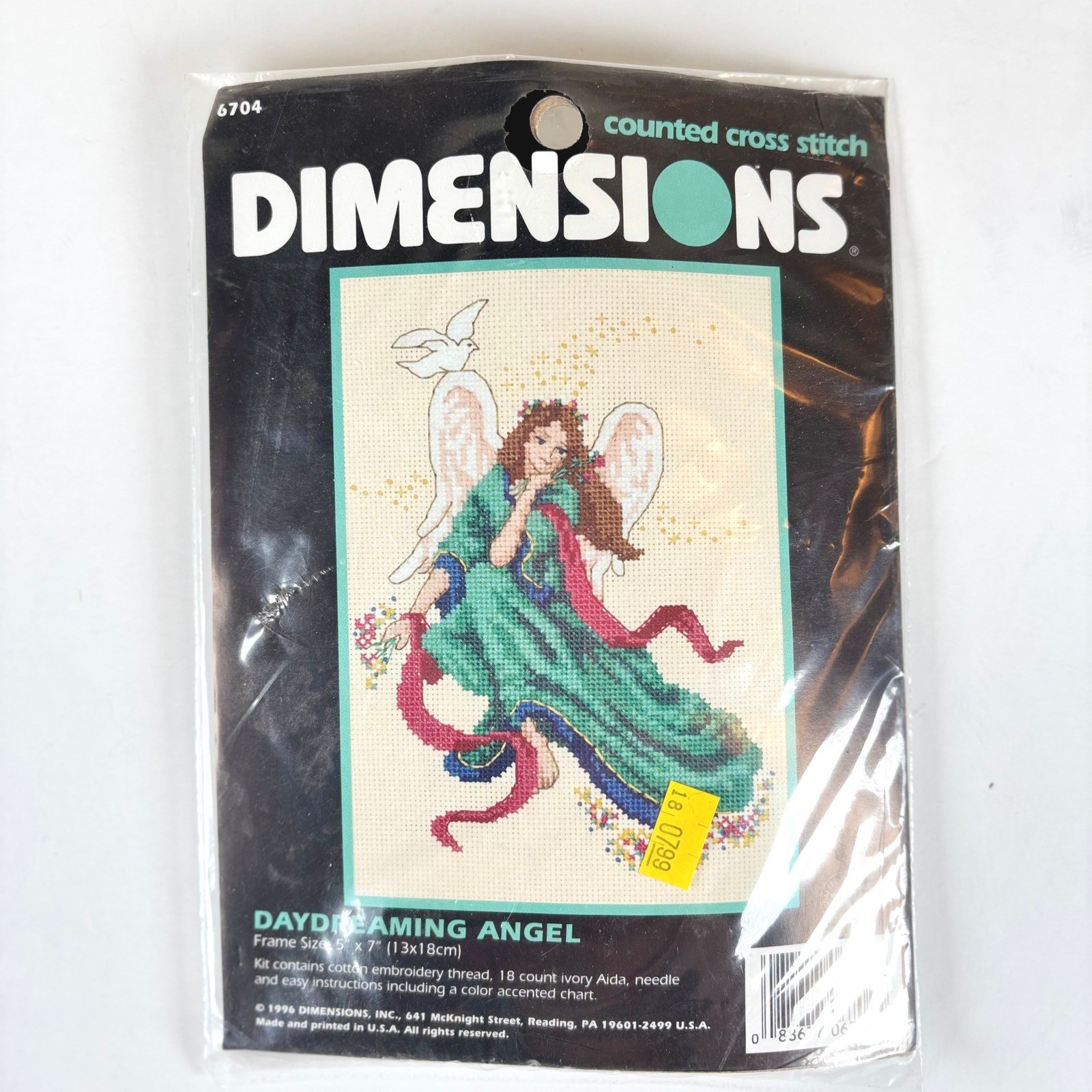 Vintage 1996 Dimensions Daydreaming Angel Counted Cross Stitch 5x7 Kit 6704 NIP