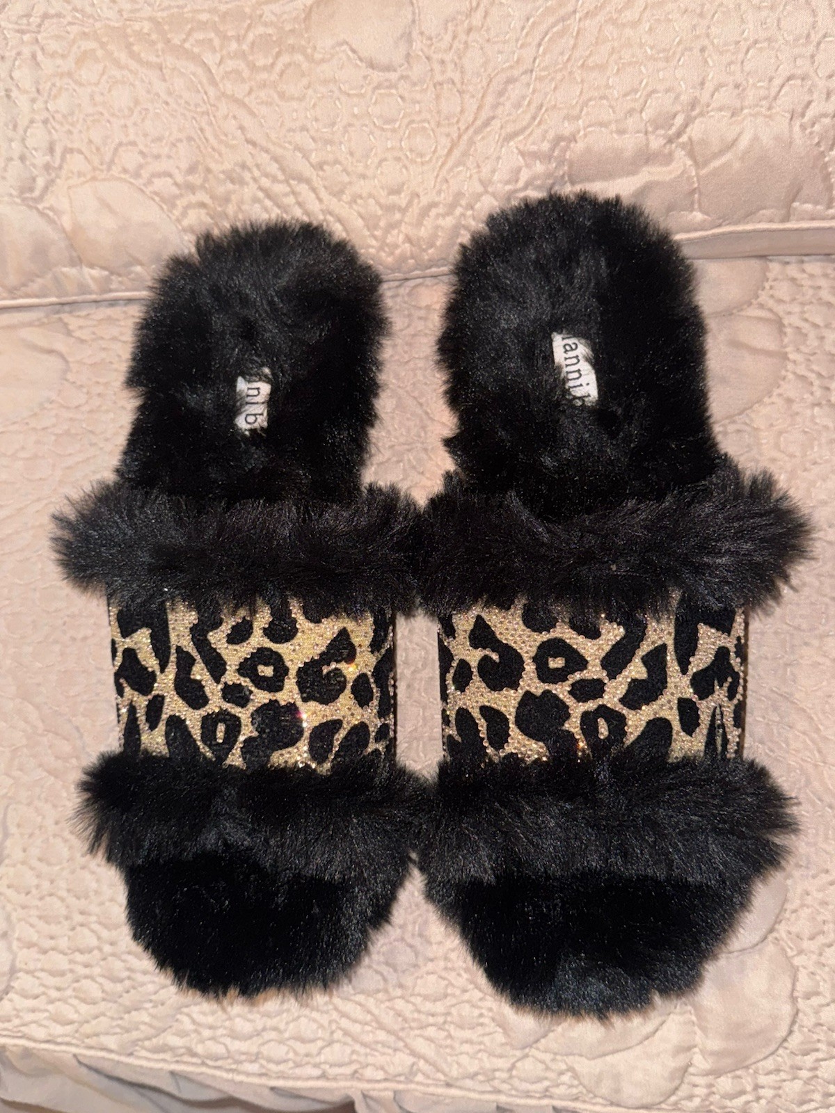 Gianni Bini slippers Rhinestone gold and black cheetah print woman’s Size 8