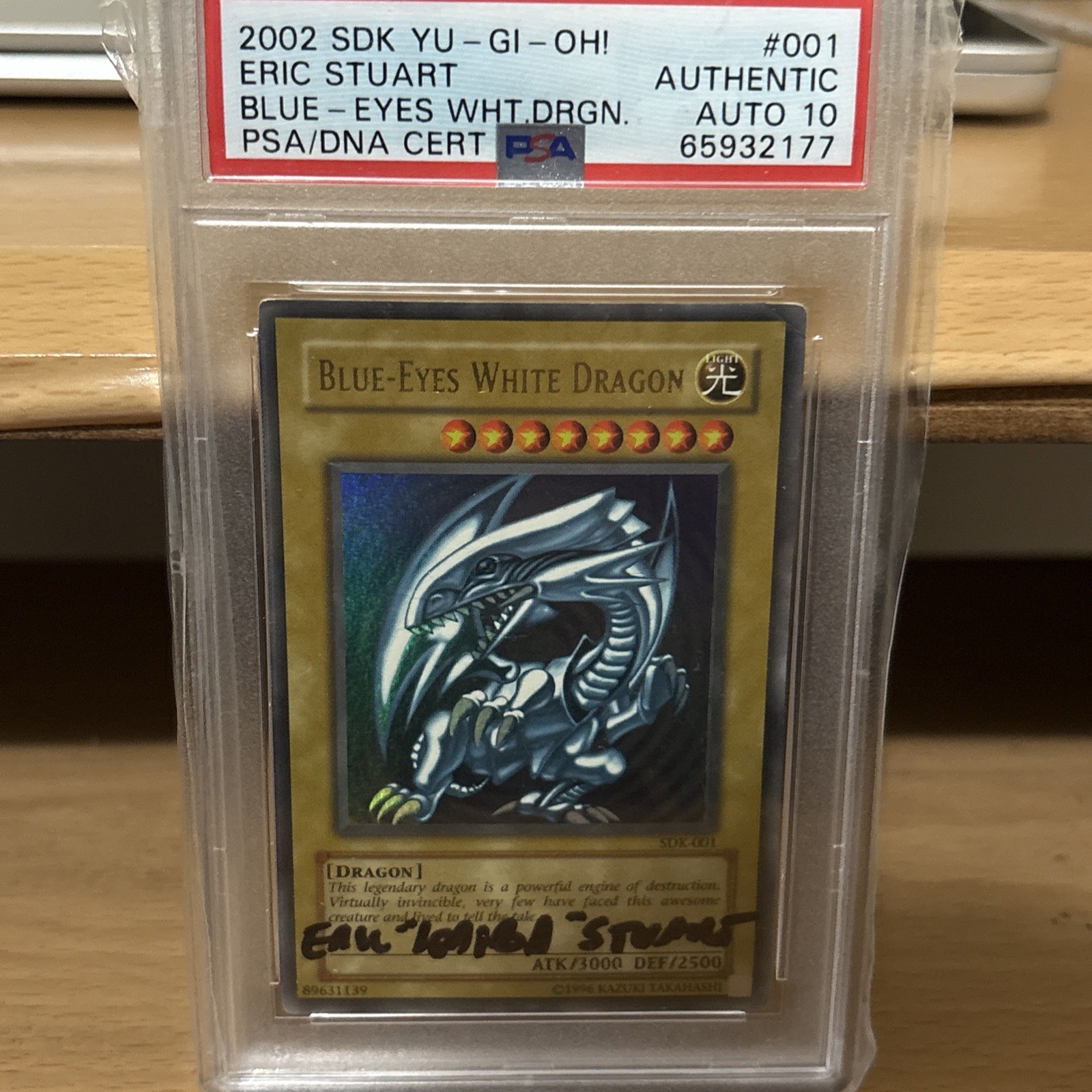 Blue eyes white dragon SDK autographed Blue eyes white dragon SDK autographed
