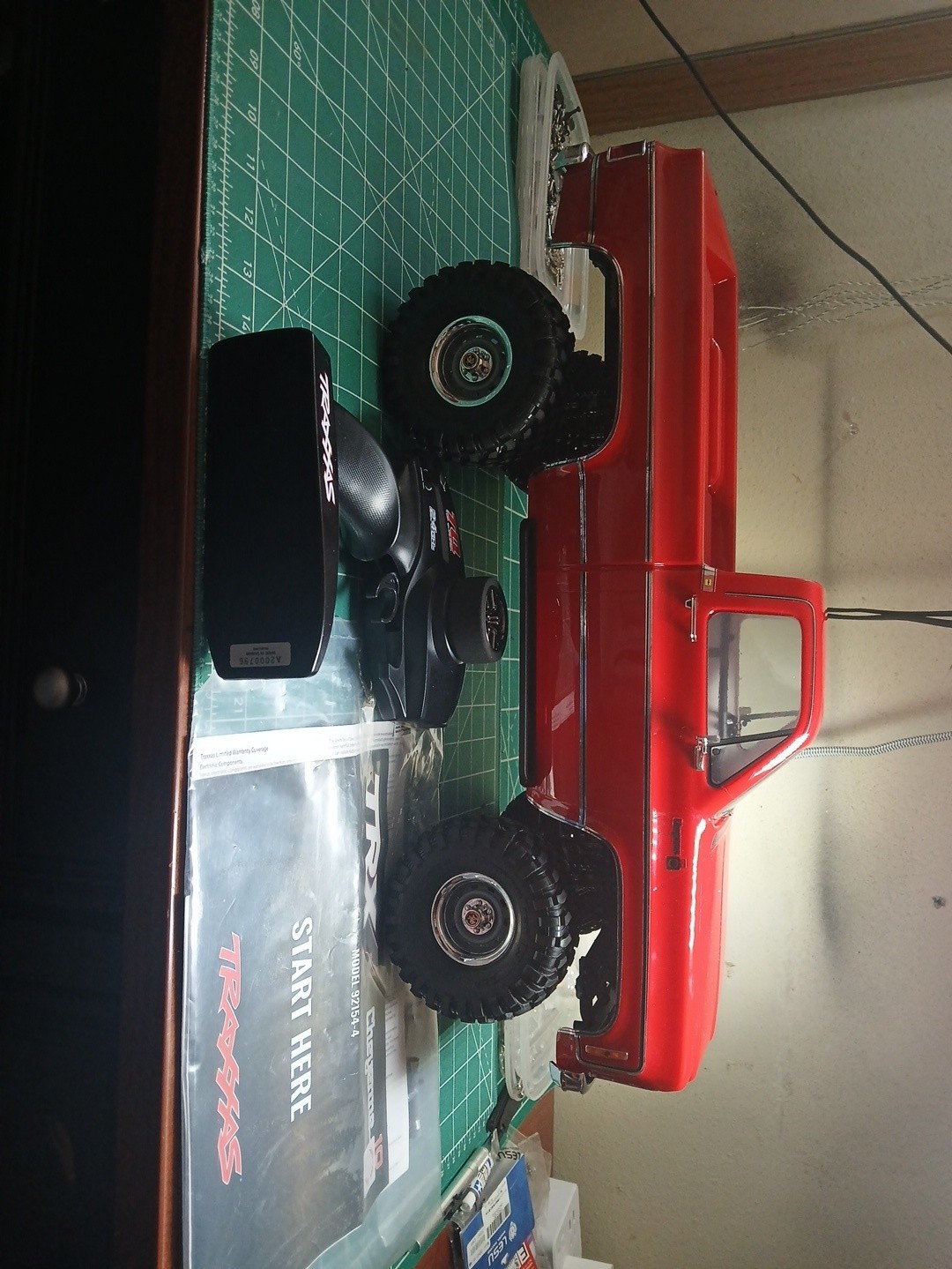 Traxxas TRX-4 1/10 4WD RTR Trail® Rock Crawler/1979 Chevrolet® With Extra Tires Traxxas TRX-4 1/10 4WD RTR Trail® Rock Crawler/1979 Chevrolet® With Extra Tires
