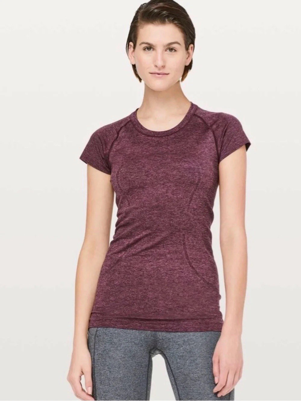 Lululemon Shirt Women 4 Burgundy Swiftly Tech Short Sleeve Seamless Lightweight